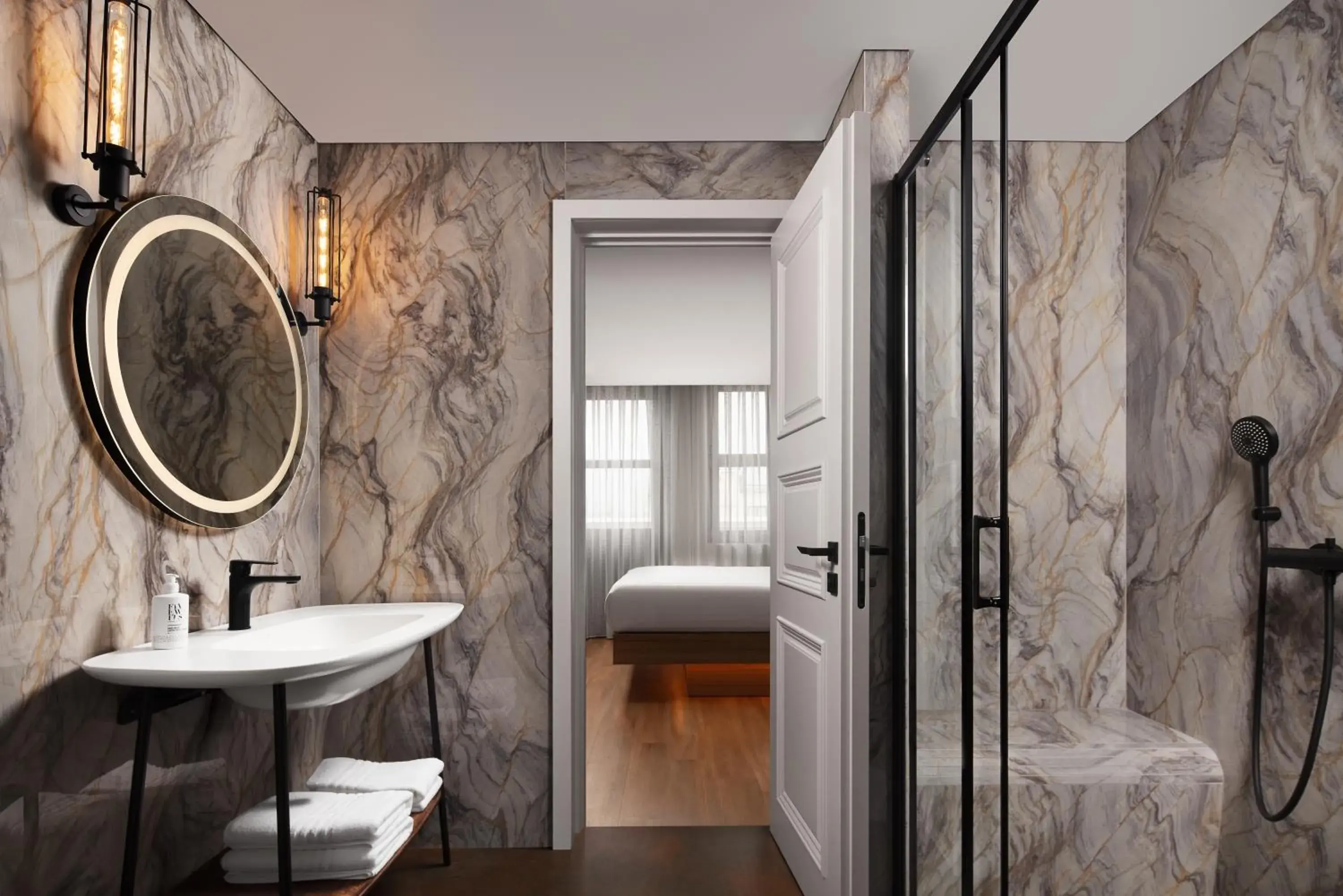 Moxy Istanbul Taksim by Marriott Bonvoy Moxy Istanbul Taksim by Marriott Bonvoy