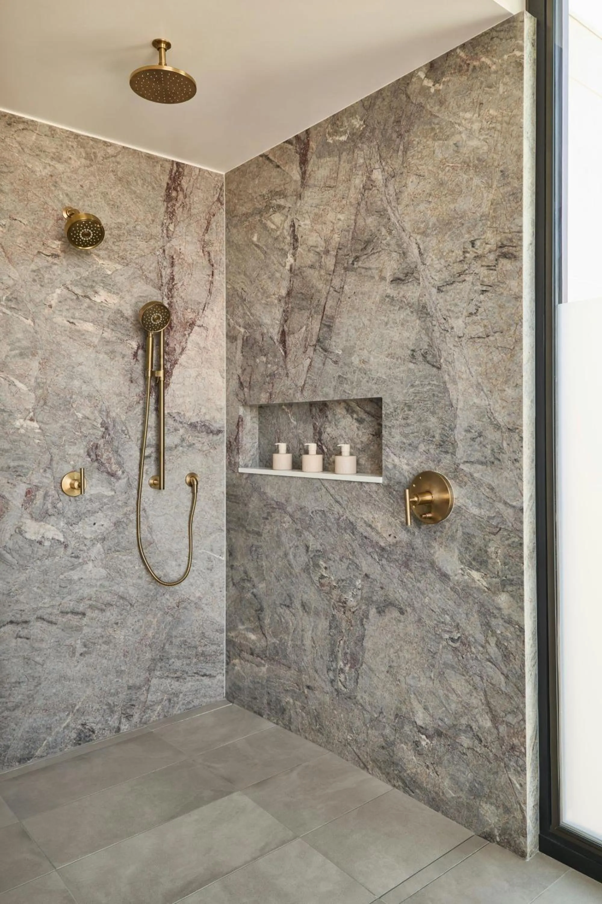 Photo of the whole room in The REMI, Scottsdale, Autograph Collection