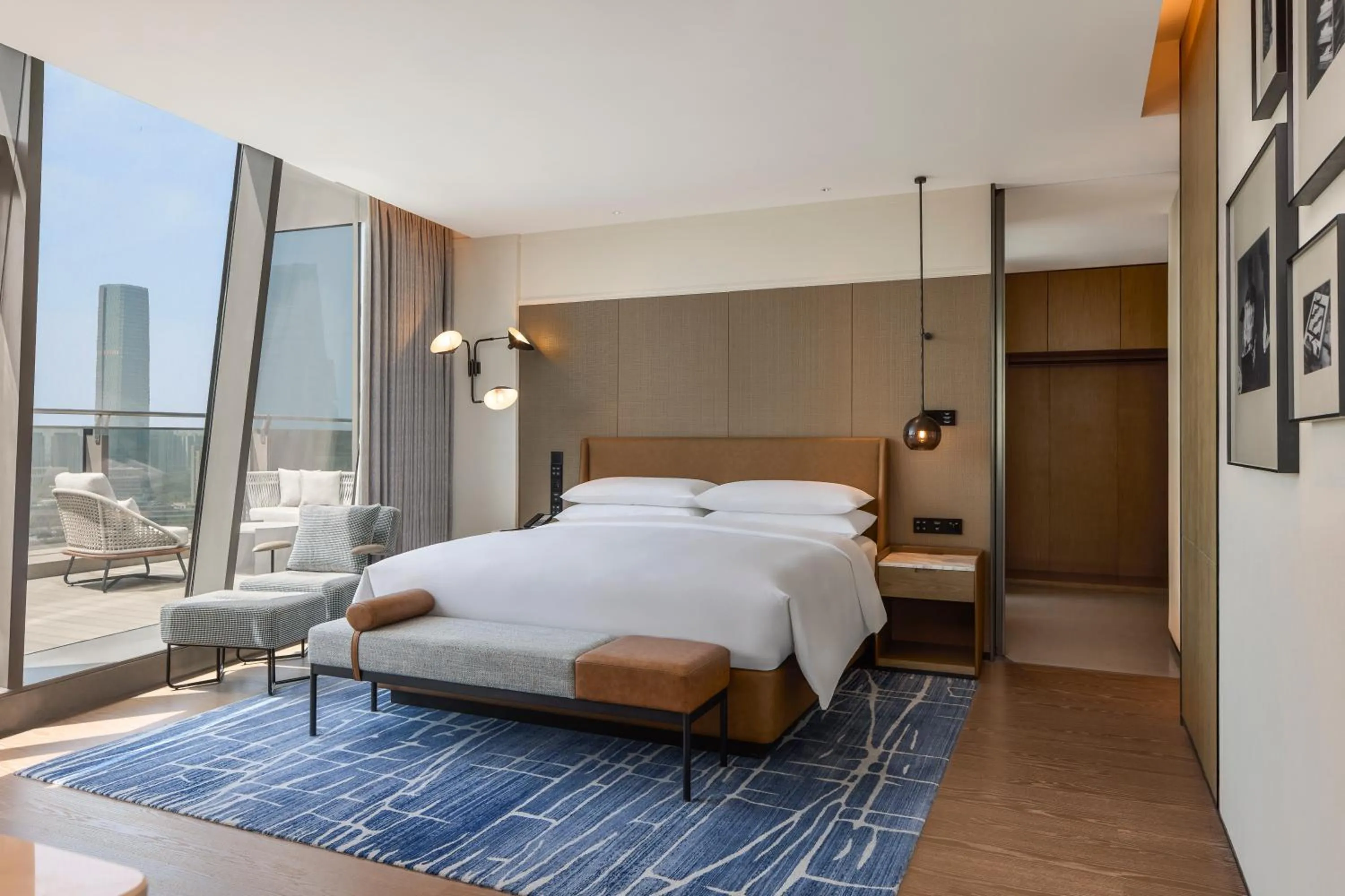 Bedroom, Bed in Sheraton Grand Xiamen Jimei