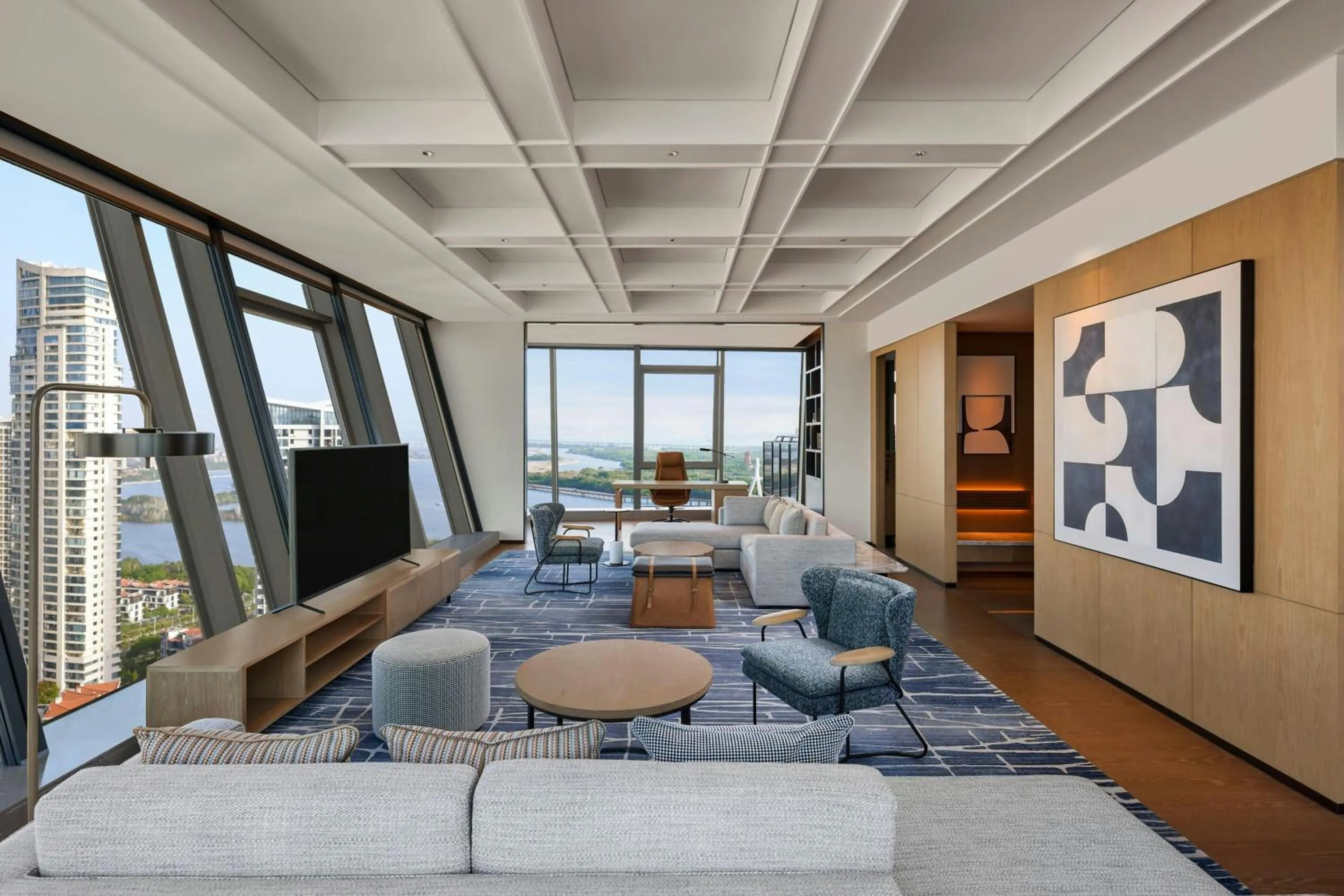 Living room in Sheraton Grand Xiamen Jimei