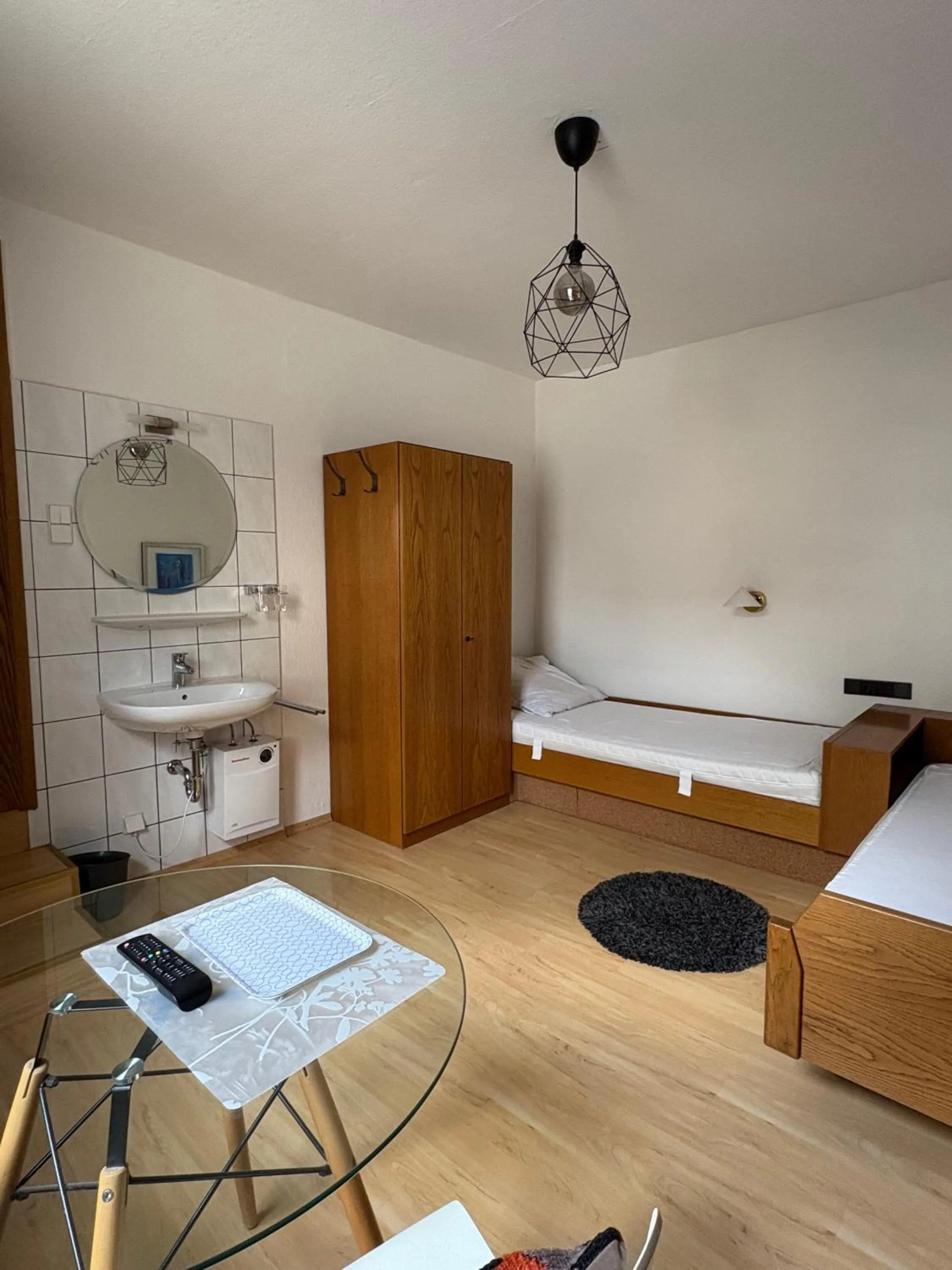 Bed in Hotel zum Erwin