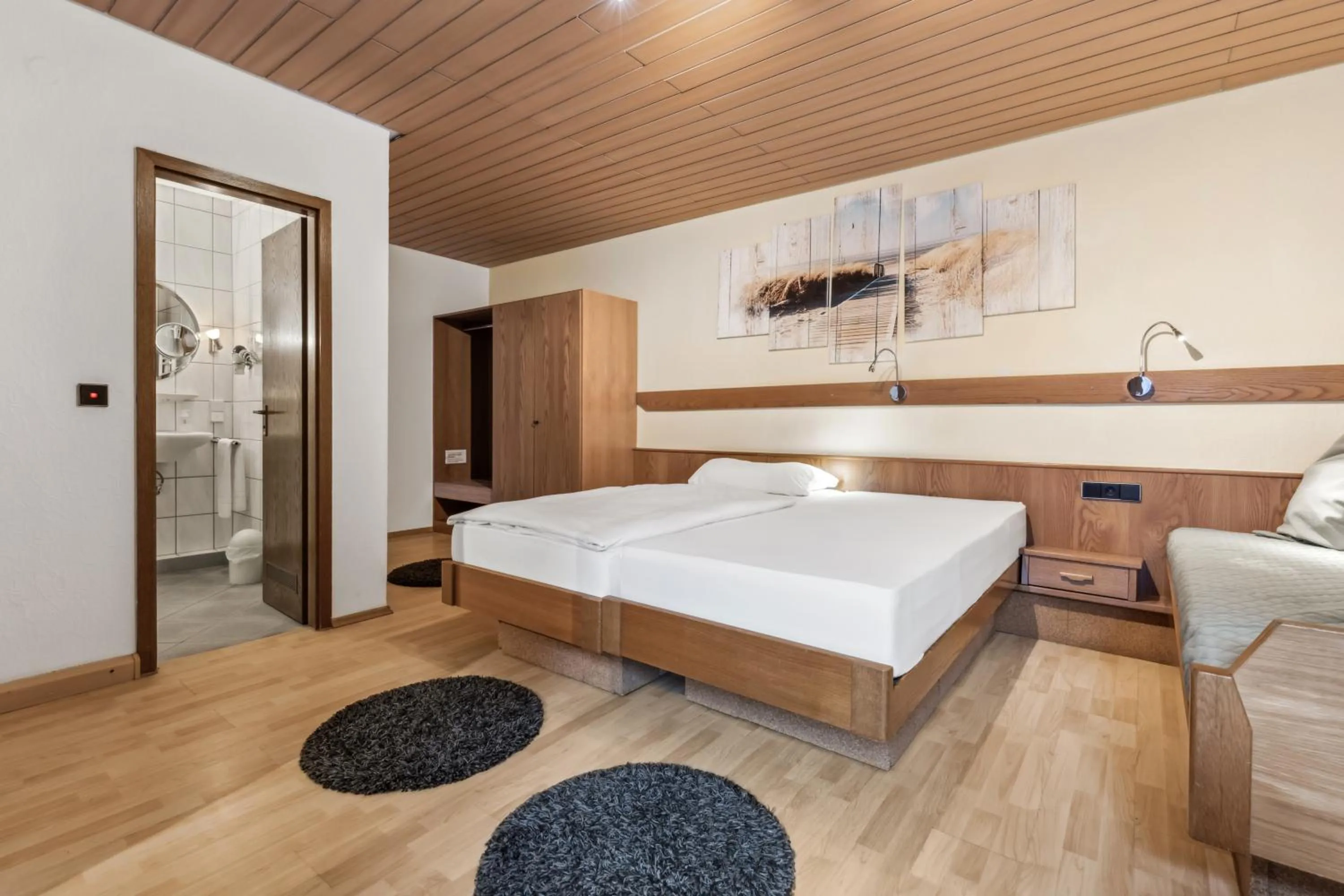 Bed in Hotel zum Erwin