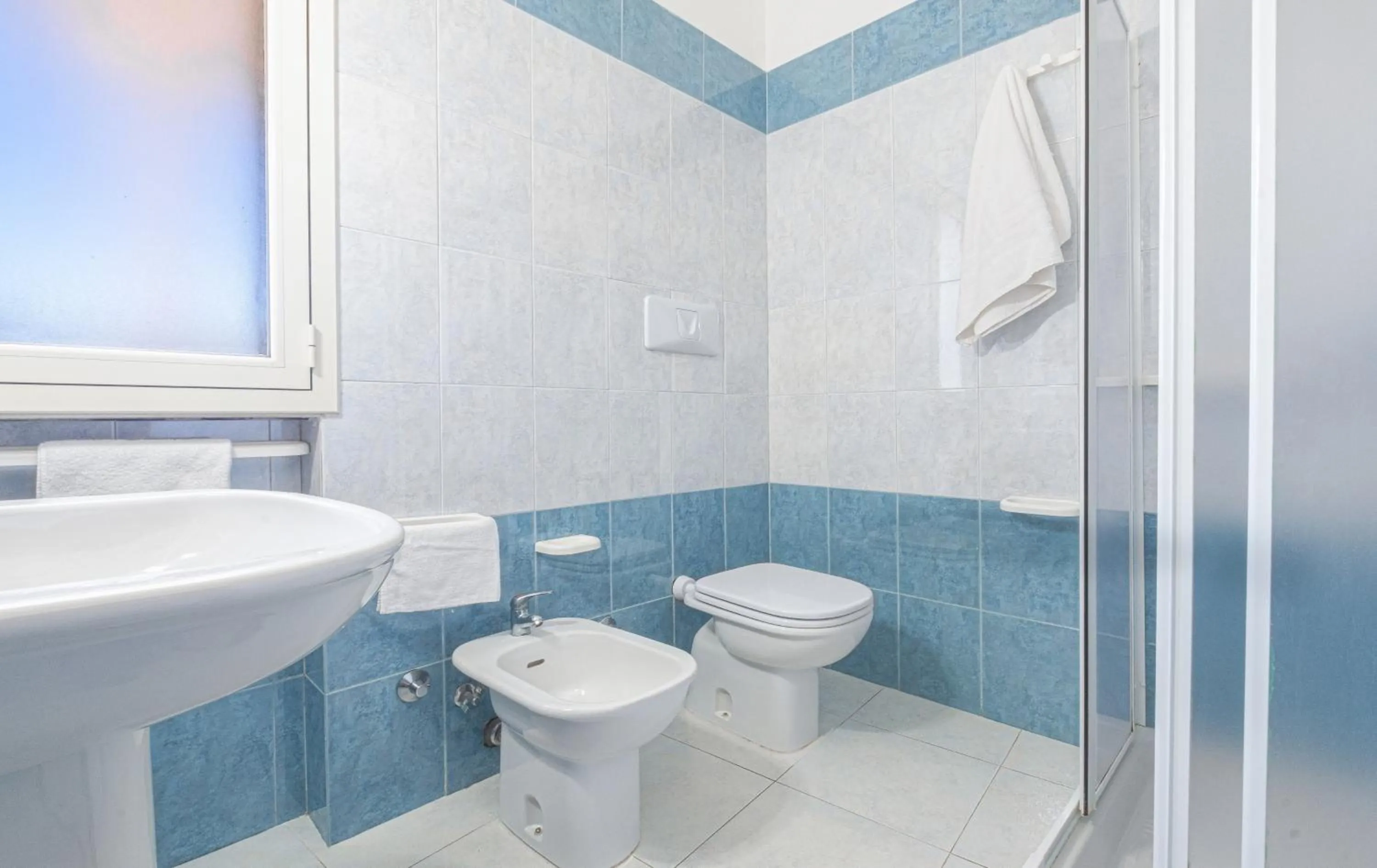 Shower in Picchio Hotel Pescoluse