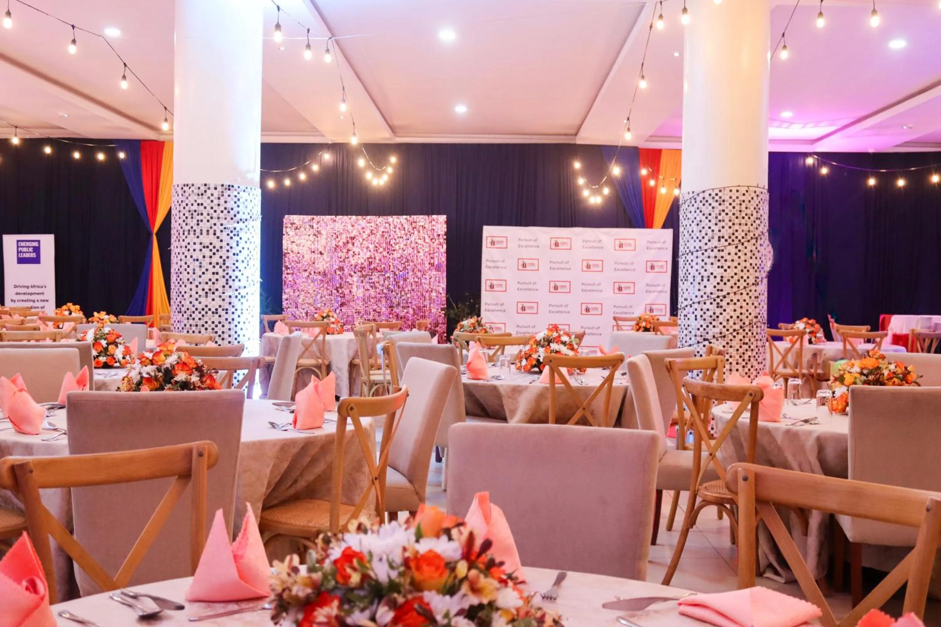 Restaurant/places to eat in Sportsview Hotel Kasarani