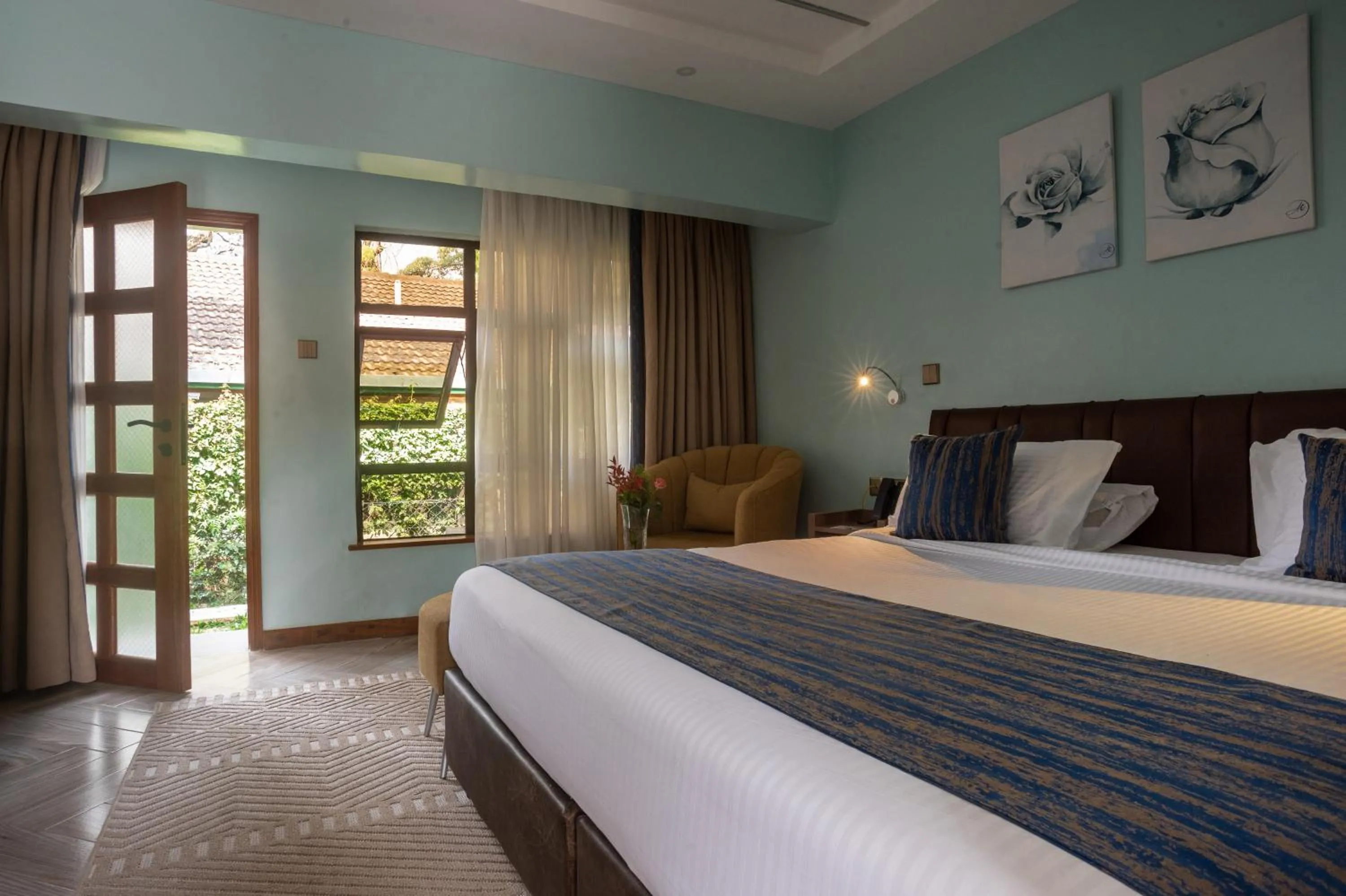 Photo of the whole room, Bed in Sportsview Hotel Kasarani