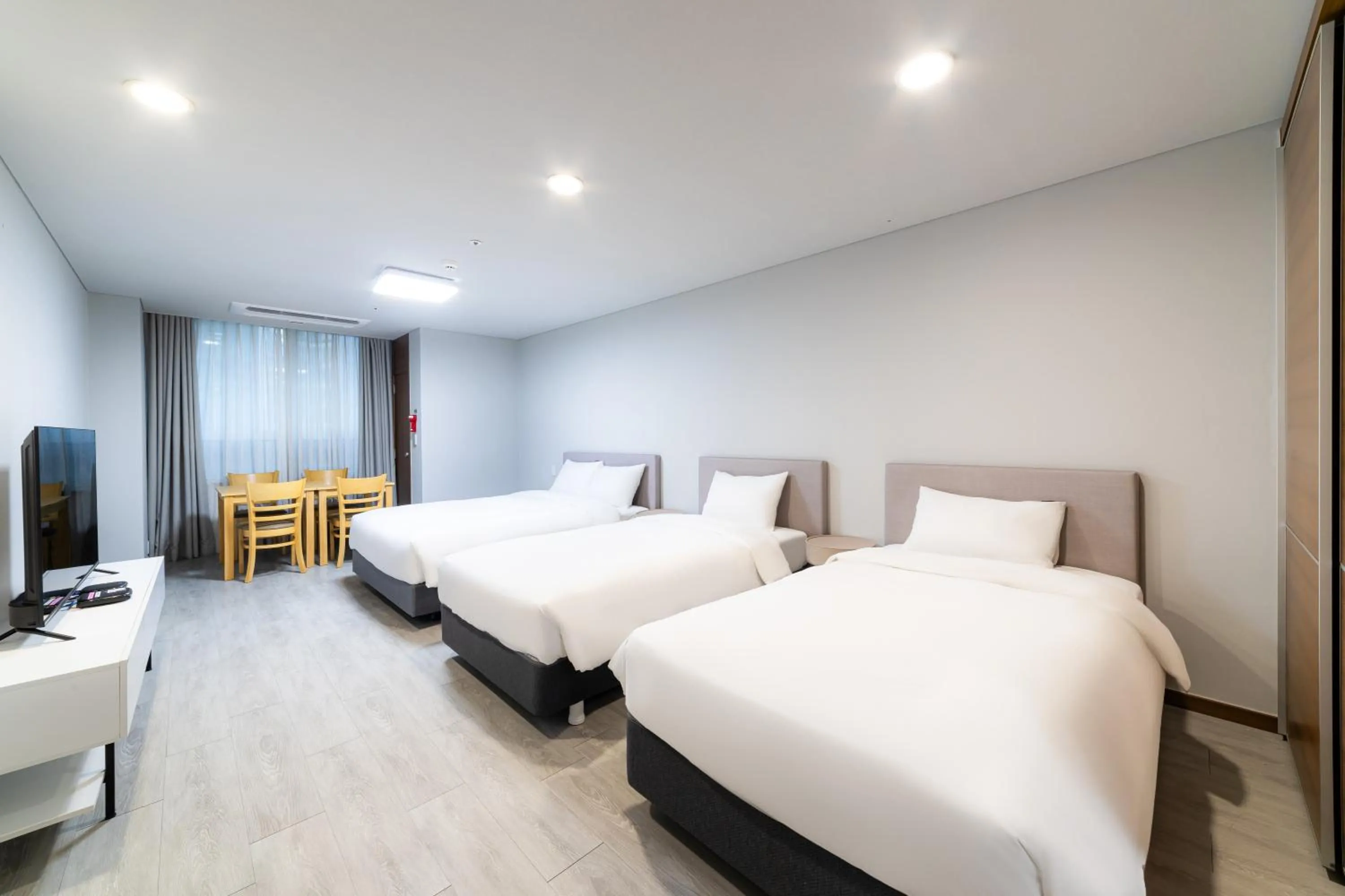 Bedroom, Bed in Hotel Modak Namdaemun