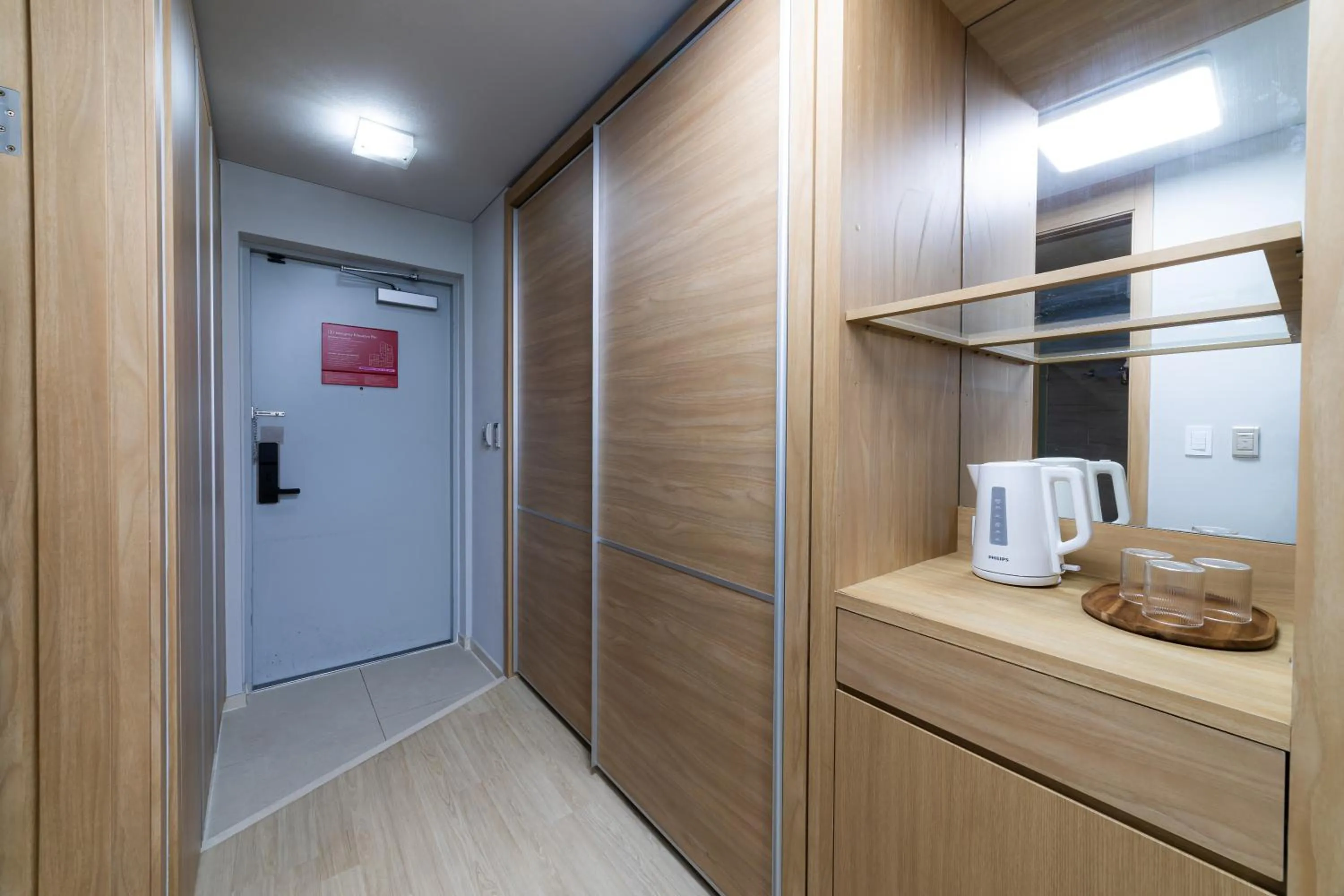 Photo of the whole room in Hotel Modak Namdaemun