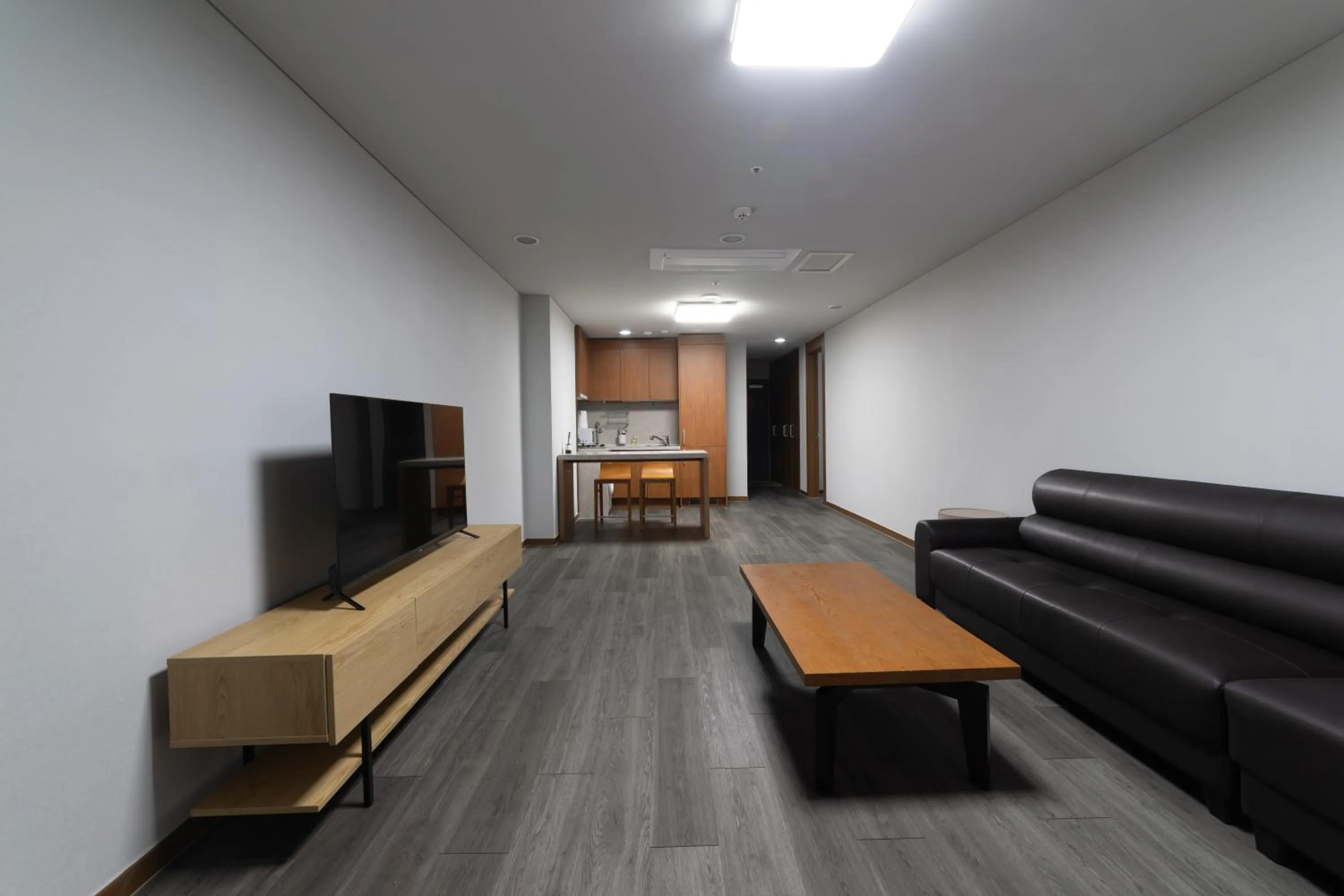 TV and multimedia in Hotel Modak Namdaemun