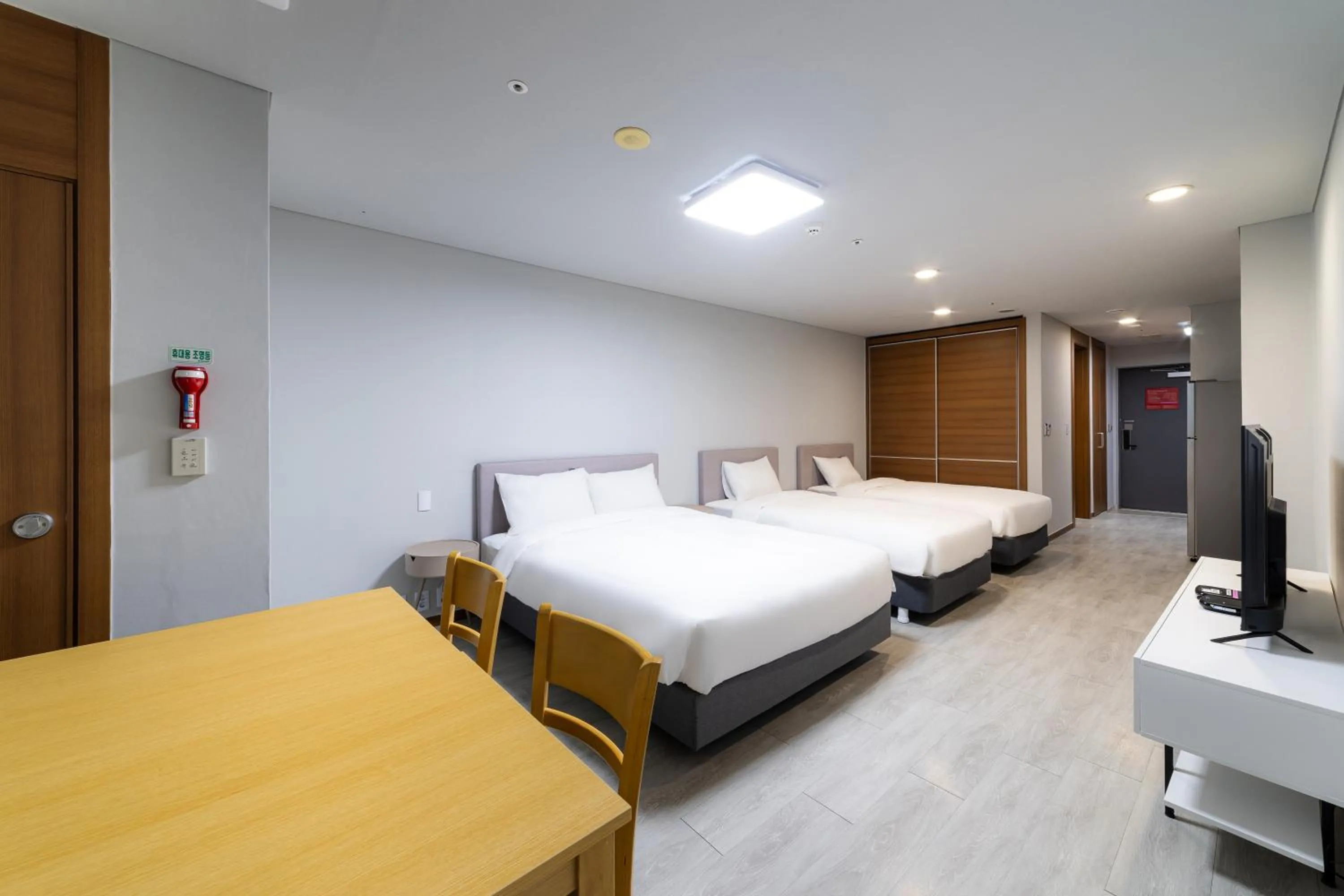 Bedroom, Bed in Hotel Modak Namdaemun