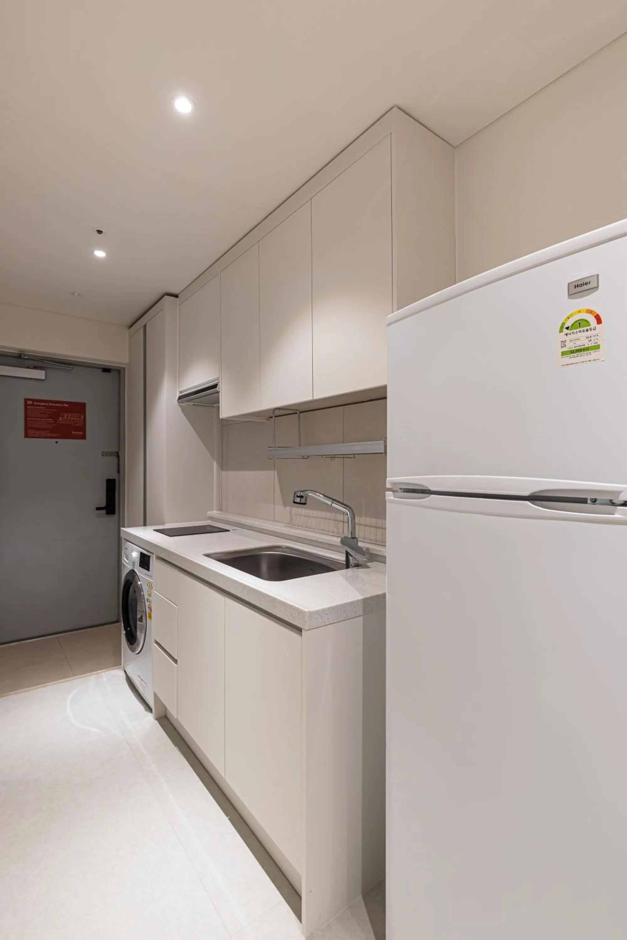 Kitchen or kitchenette in Hotel Modak Namdaemun