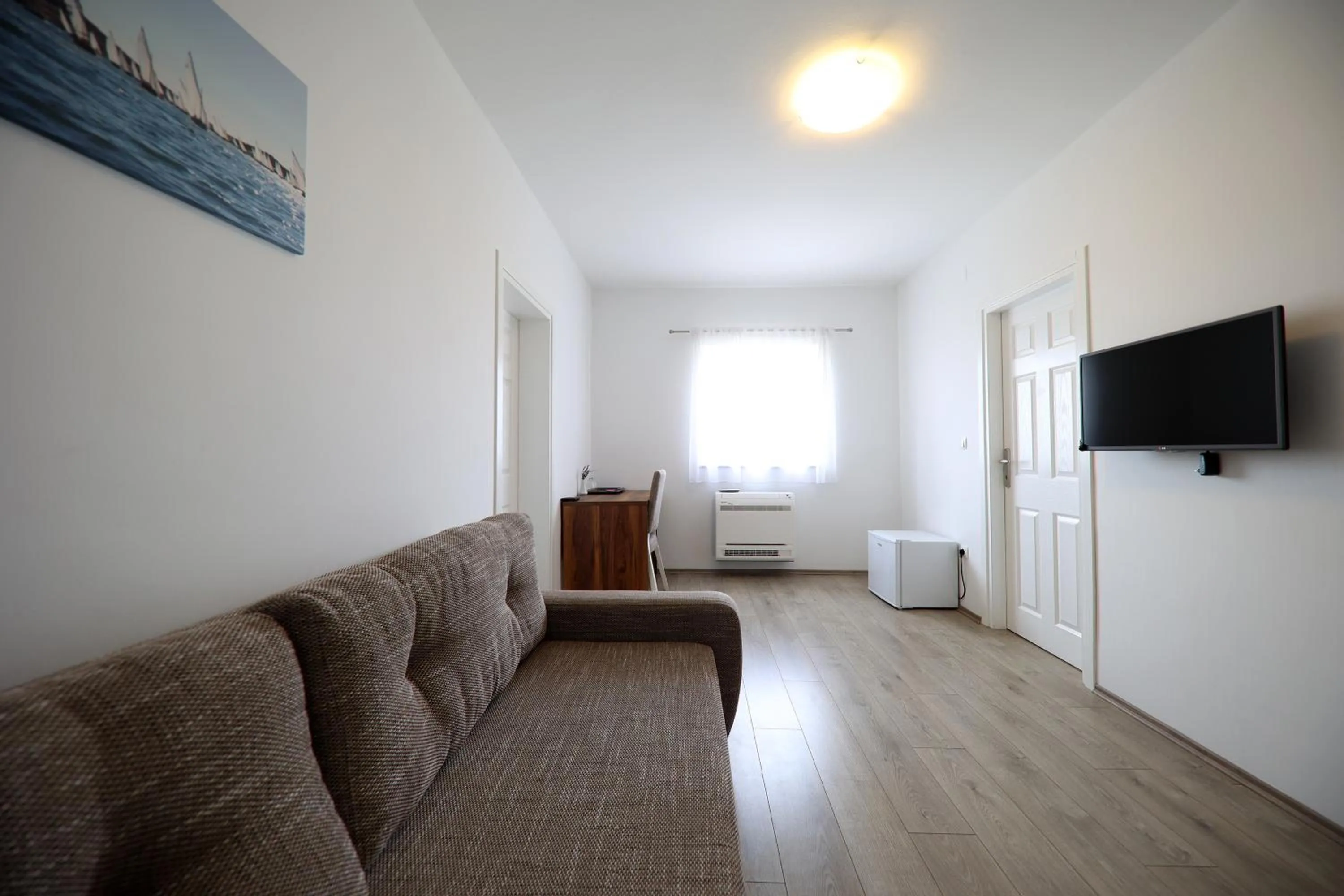 TV and multimedia in Hotel Murter