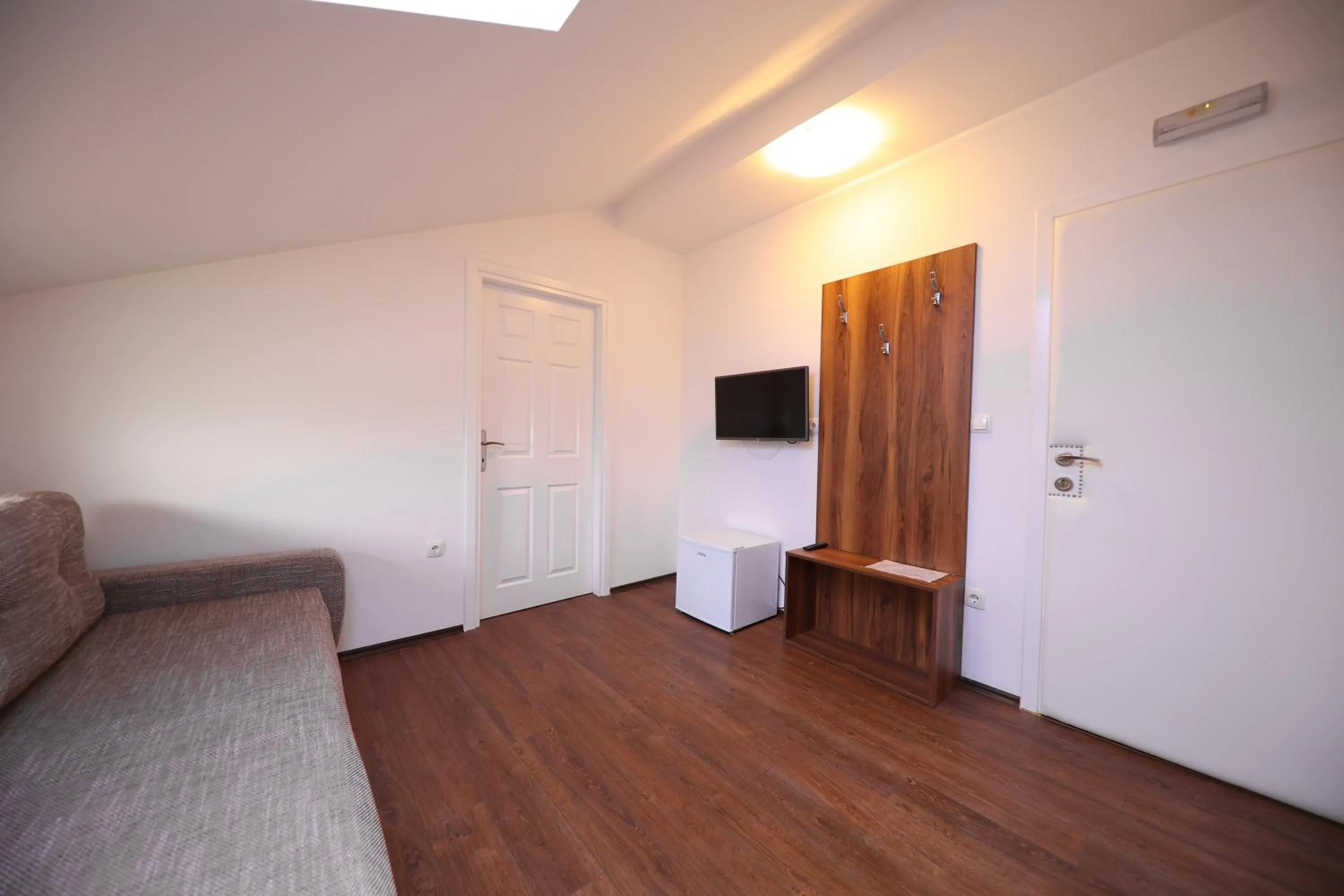 TV and multimedia in Hotel Murter