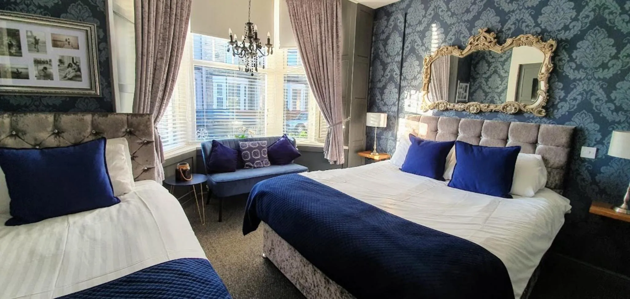 Bedroom, Bed in The Clifton