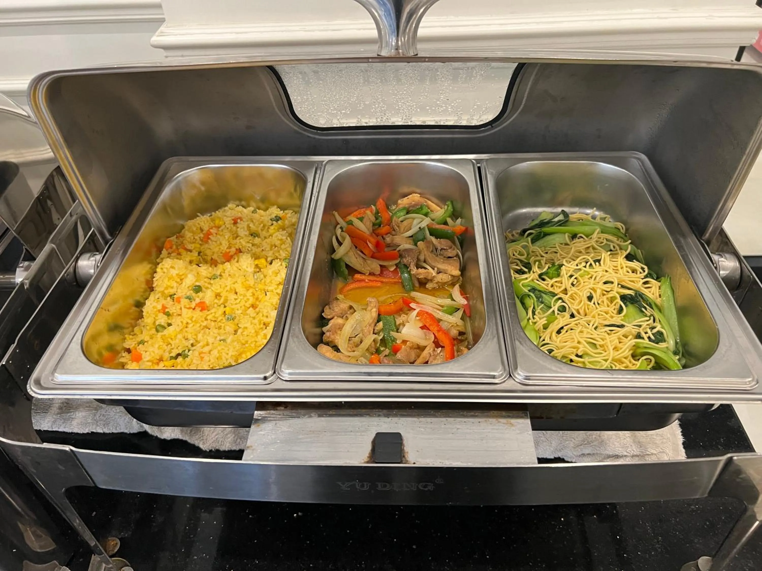 Buffet breakfast in Paragon Noi Bai Pool And Best View Airport Hotel