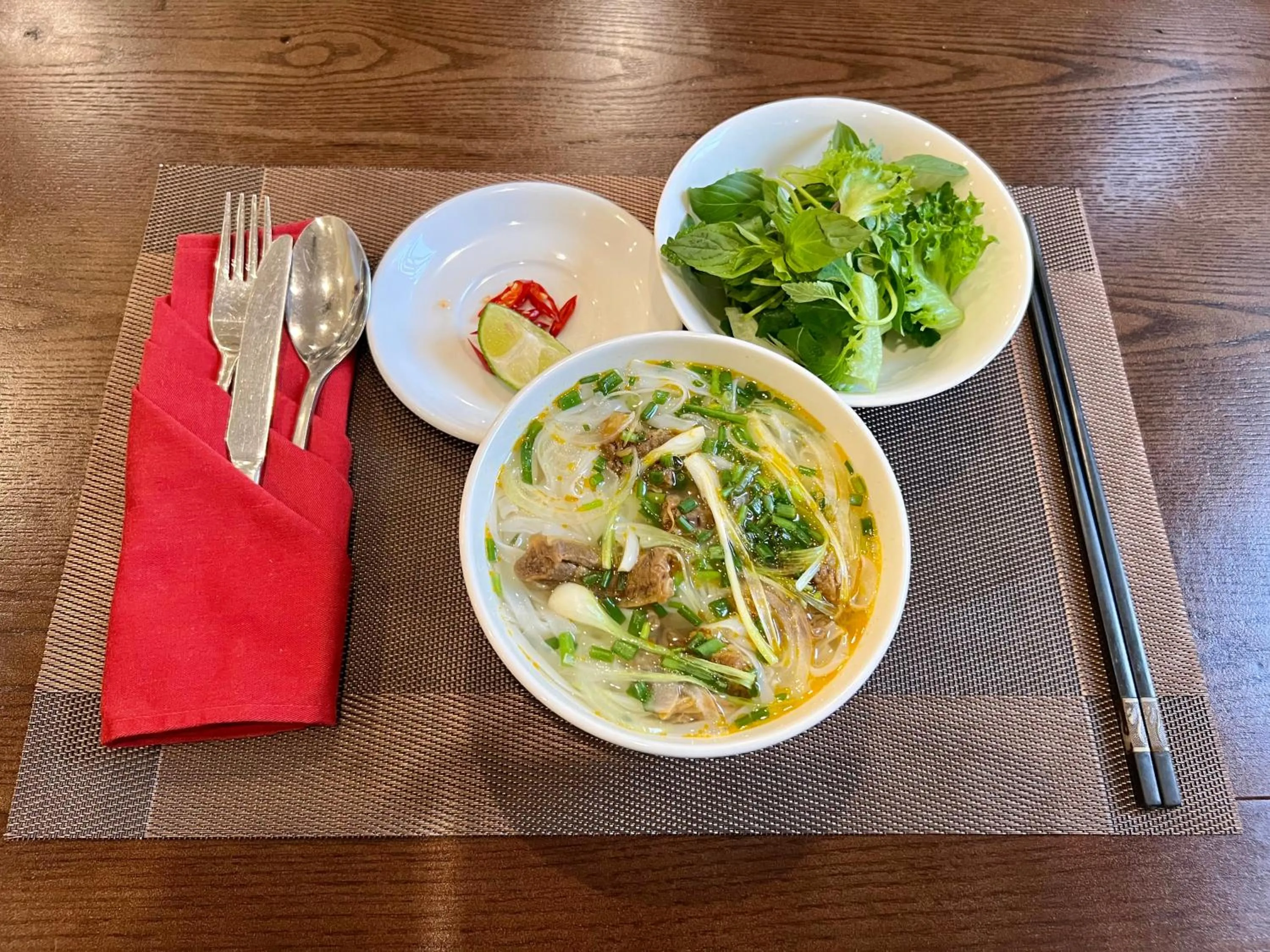 Paragon Noi Bai Pool And Best View Airport Hotel