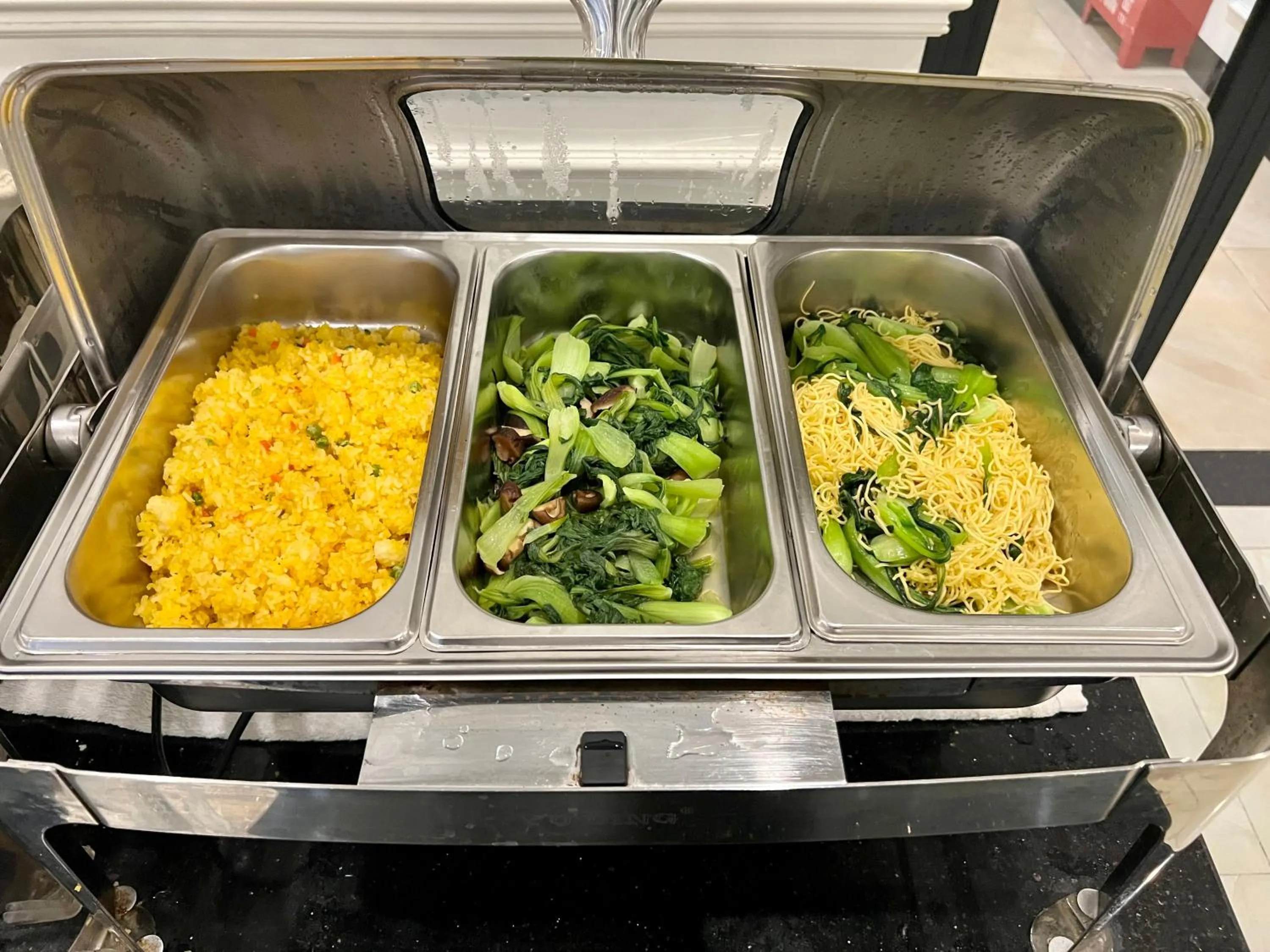 Paragon Noi Bai Pool And Best View Airport Hotel