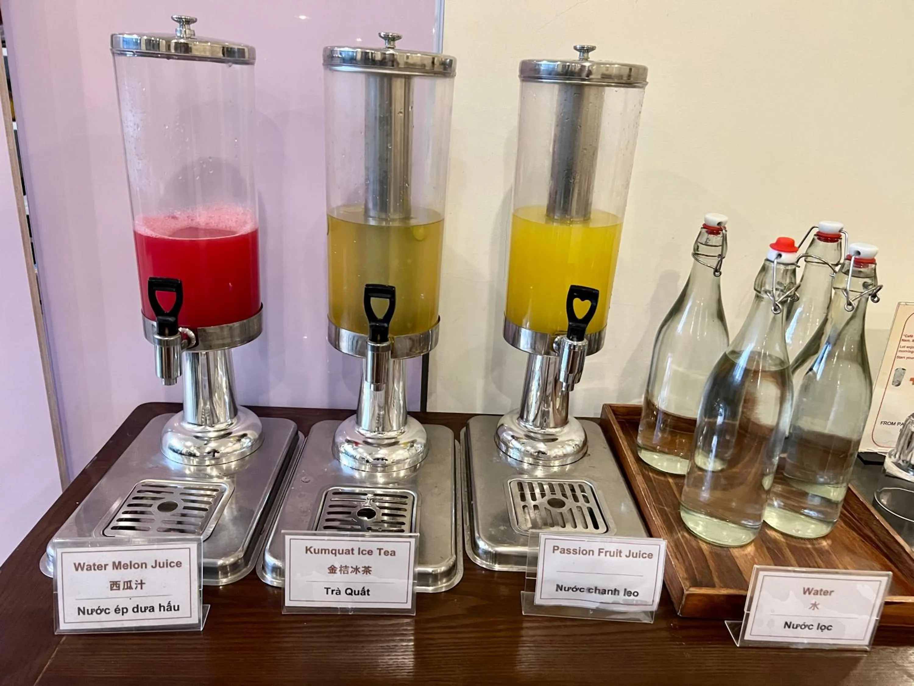 Paragon Noi Bai Pool And Best View Airport Hotel