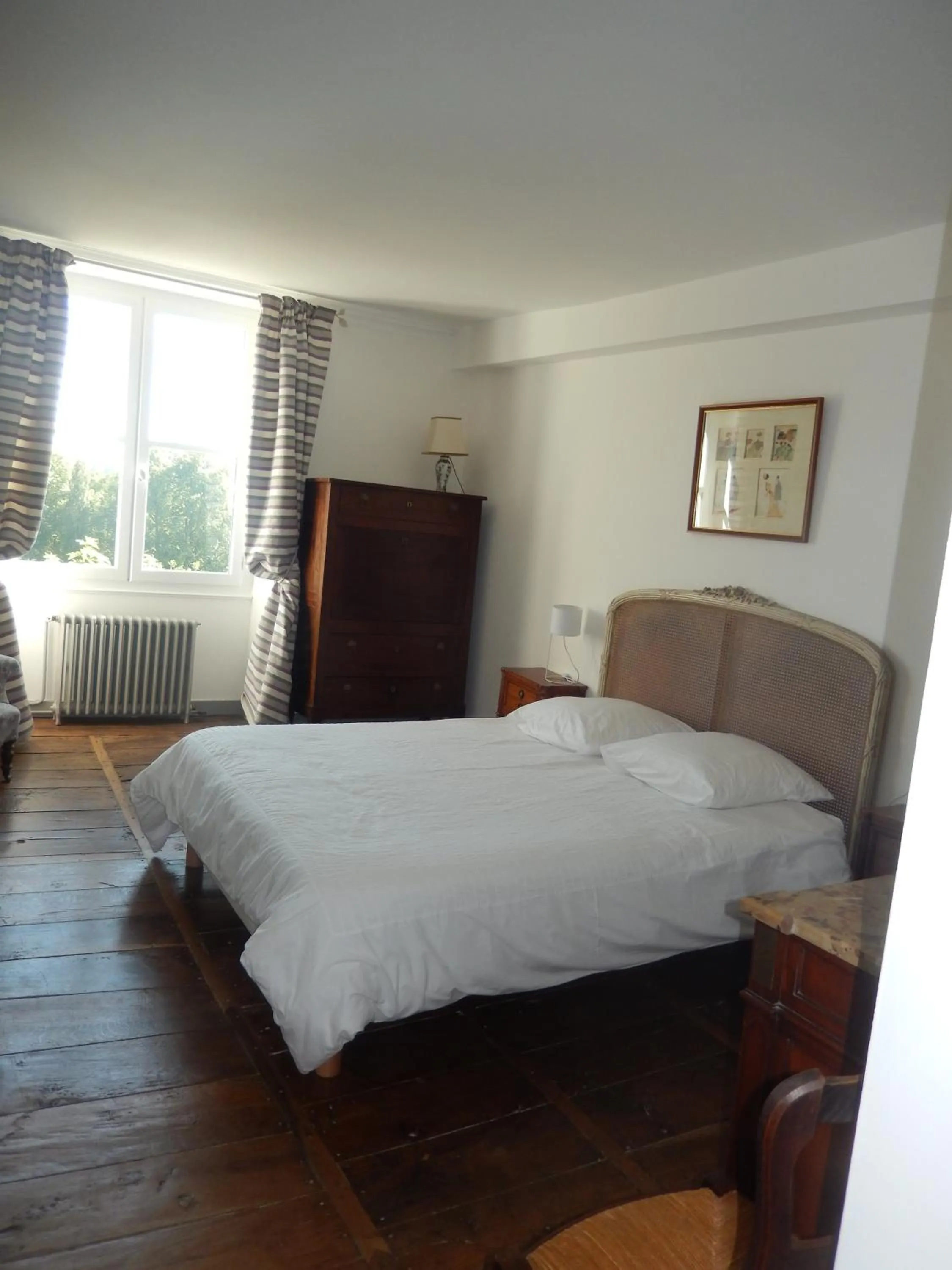 Bed in Domaine de Puyrousse