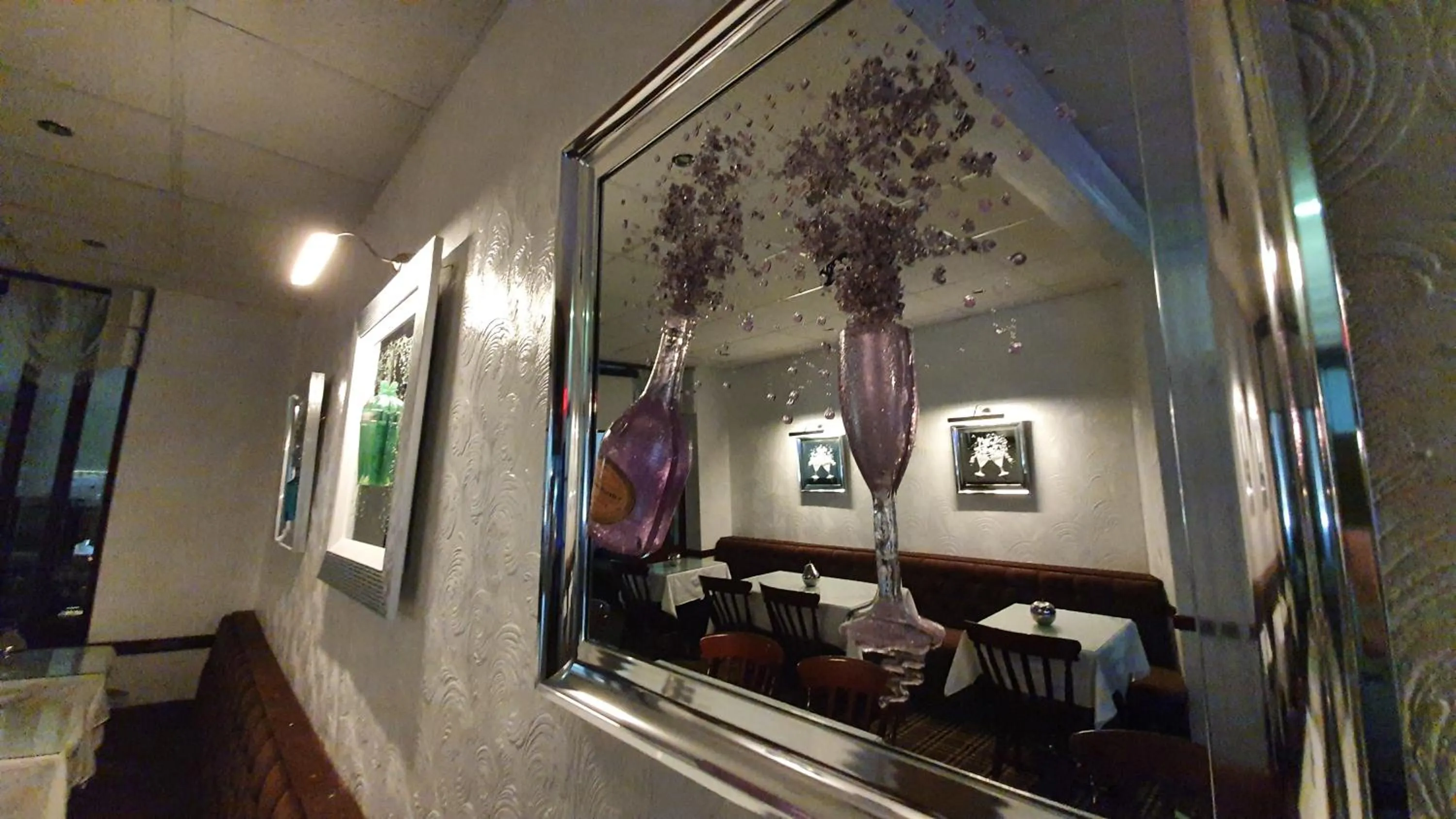 Living room in Rock Dene Hotel