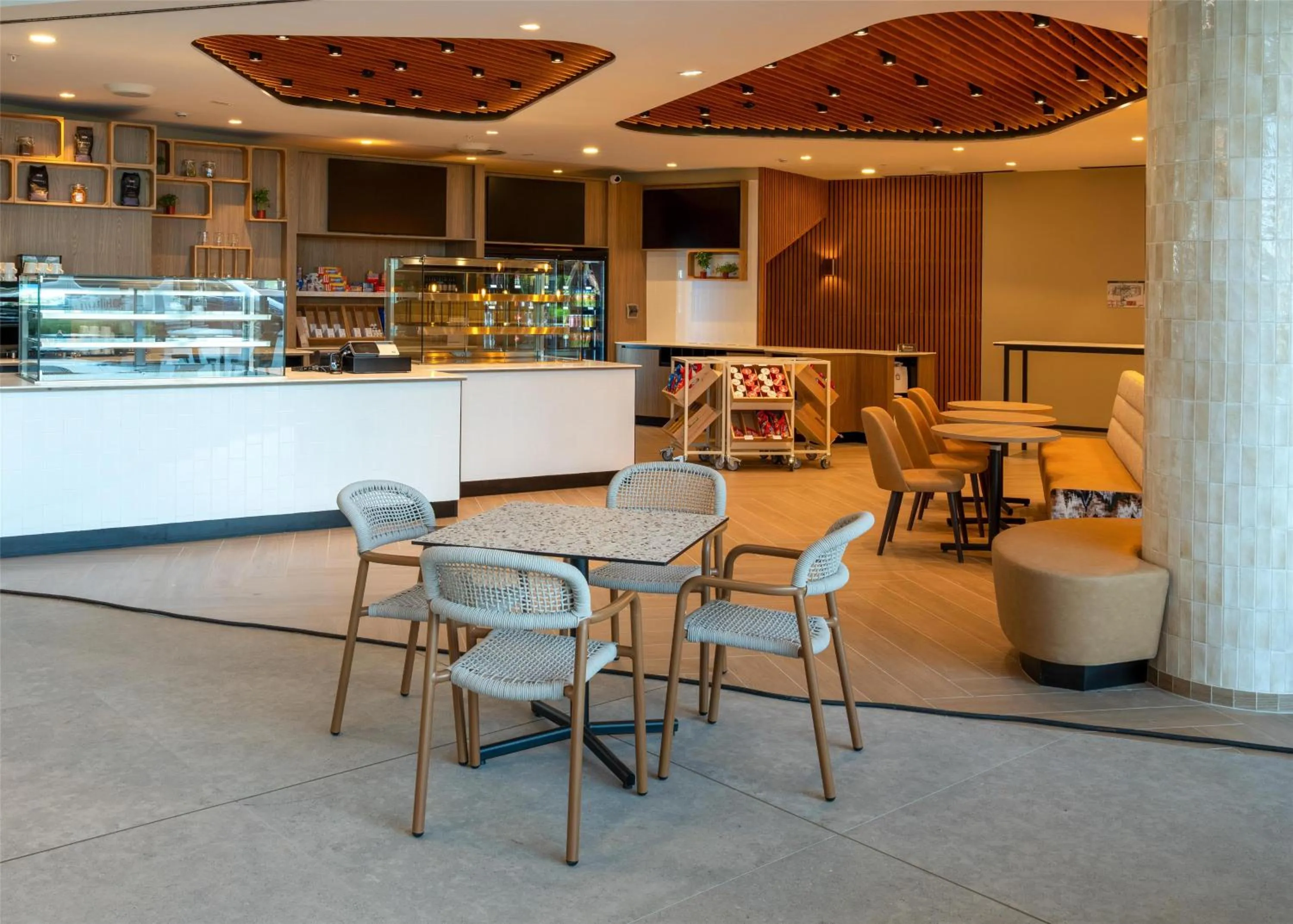 Restaurant/places to eat in Hilton Garden Inn Brussels Airport
