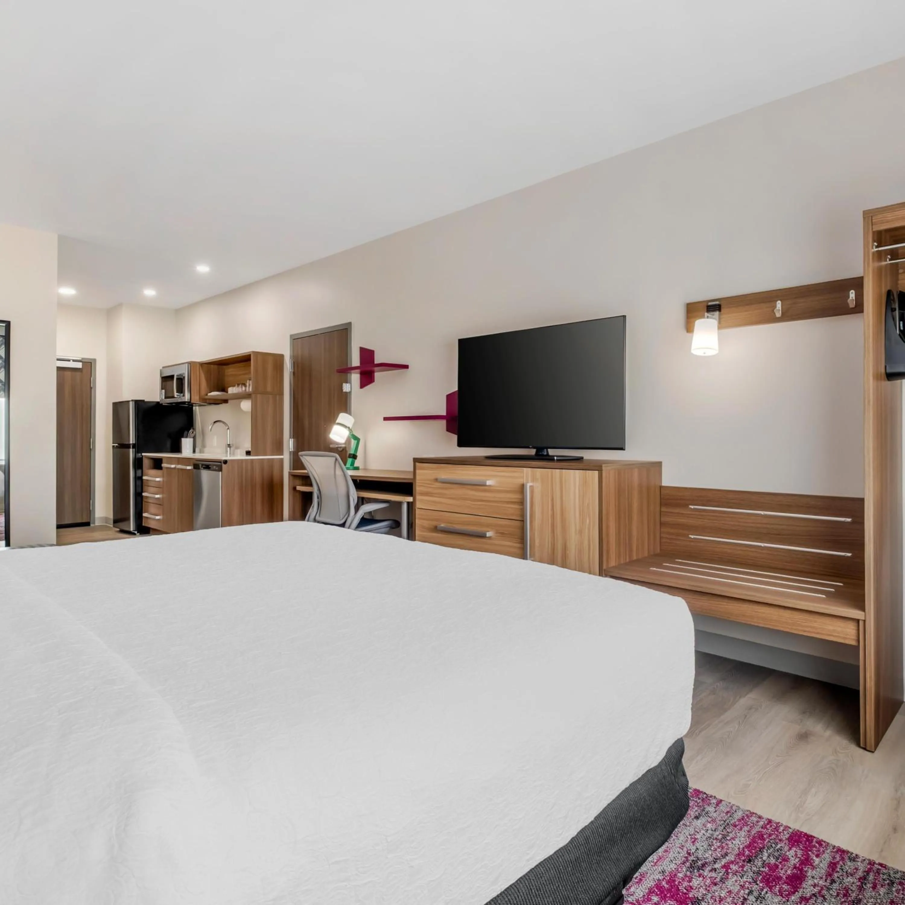 Bed in Home2 Suites By Hilton Richmond, Ky