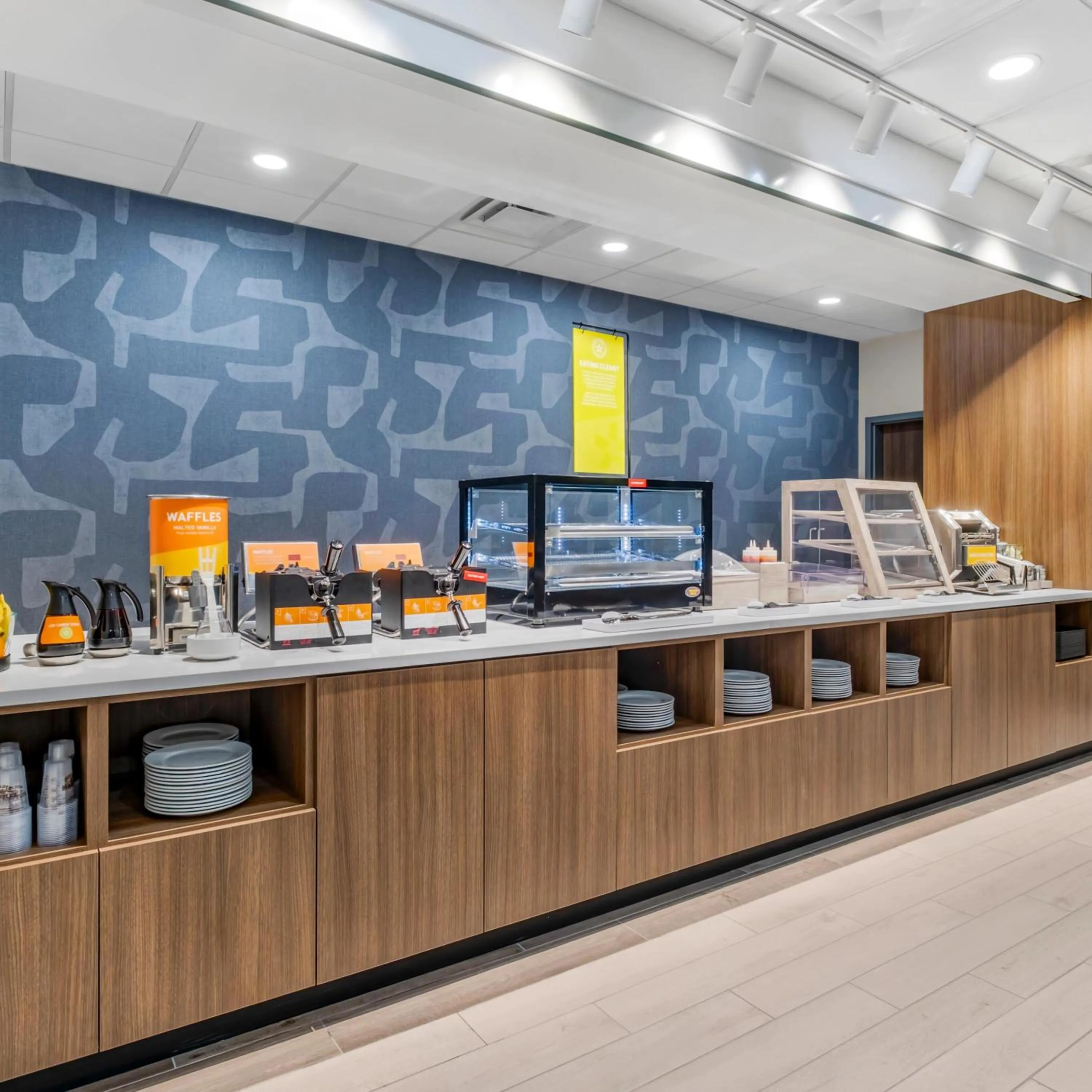 Breakfast in Home2 Suites By Hilton Richmond, Ky