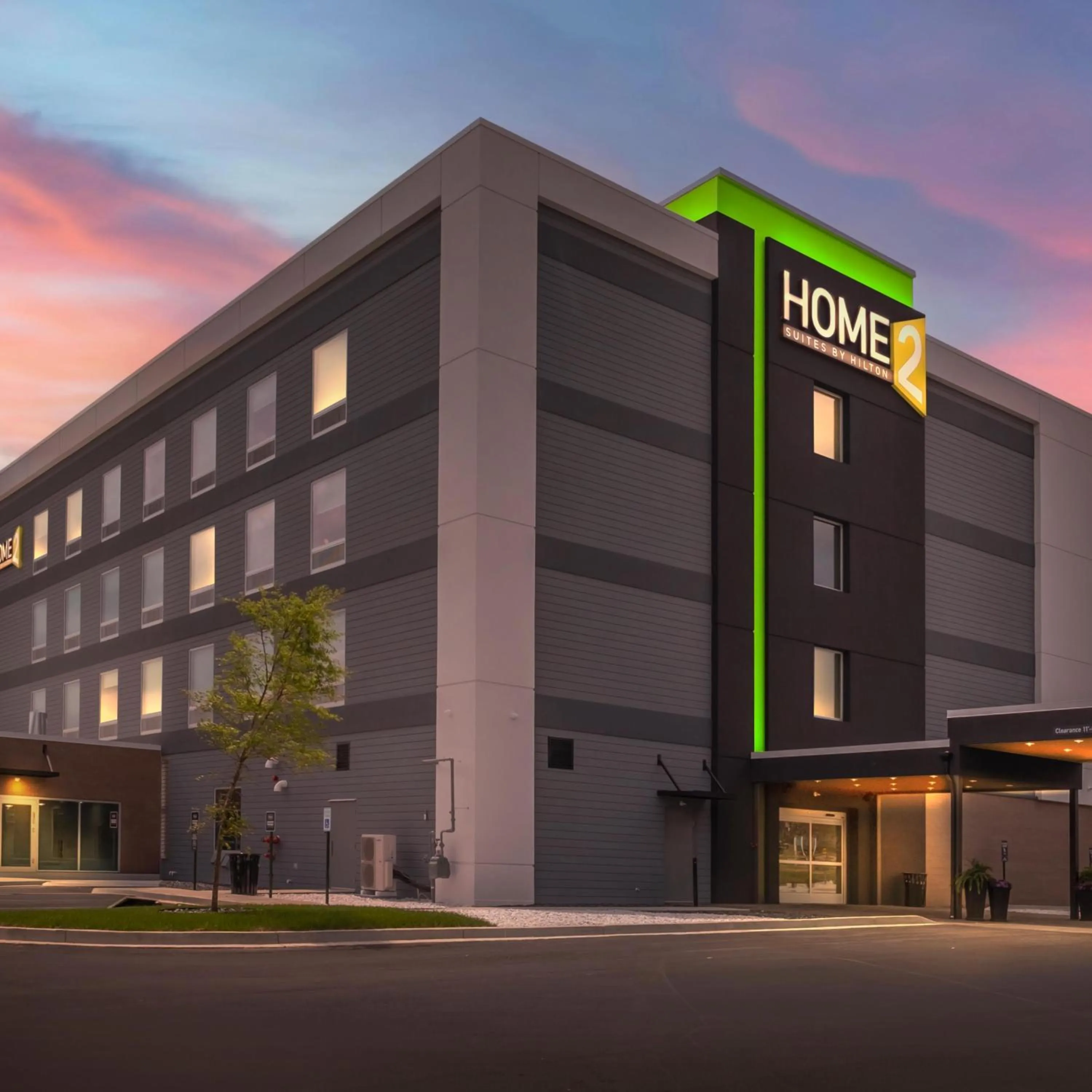 Property building in Home2 Suites By Hilton Richmond, Ky