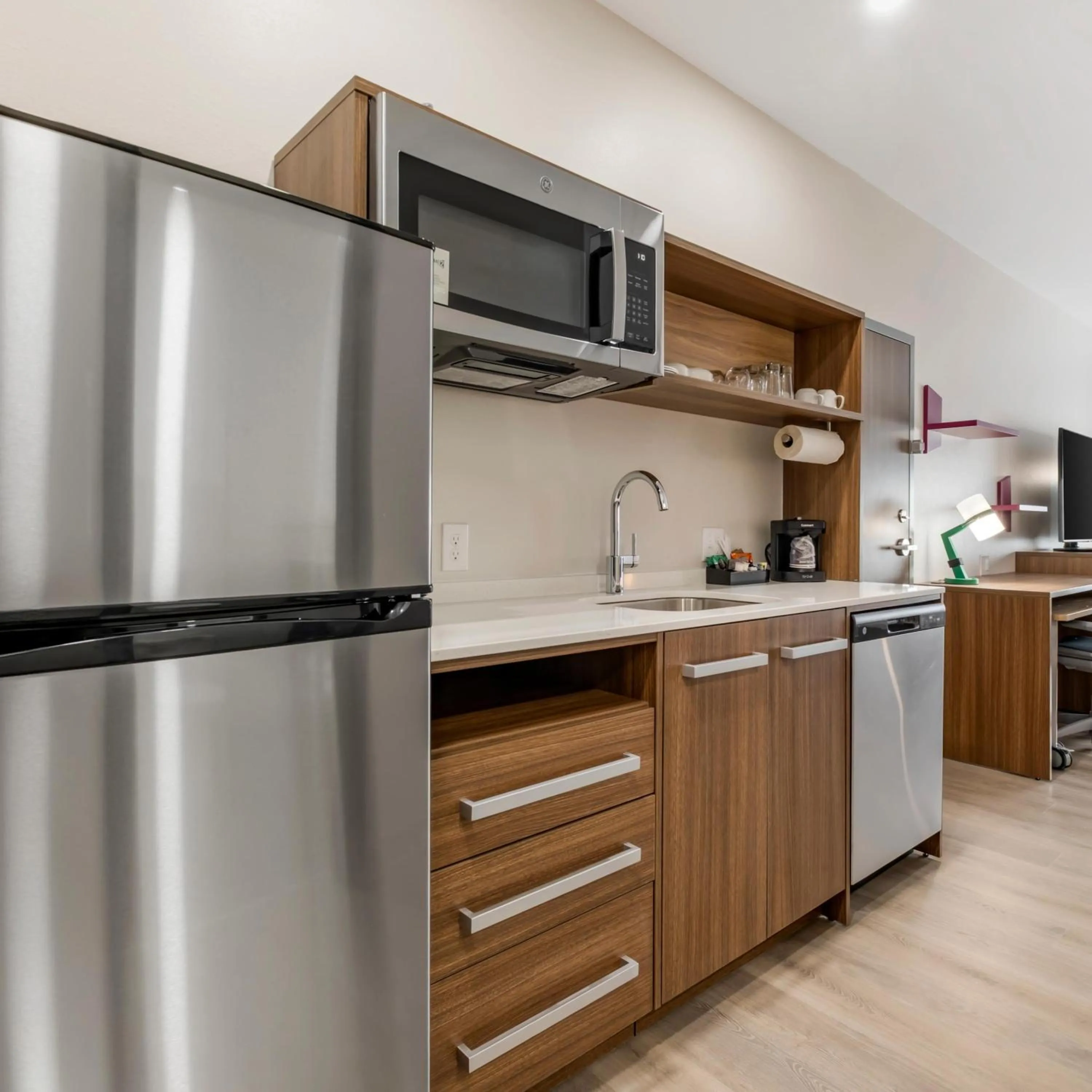 Kitchen or kitchenette in Home2 Suites By Hilton Richmond, Ky