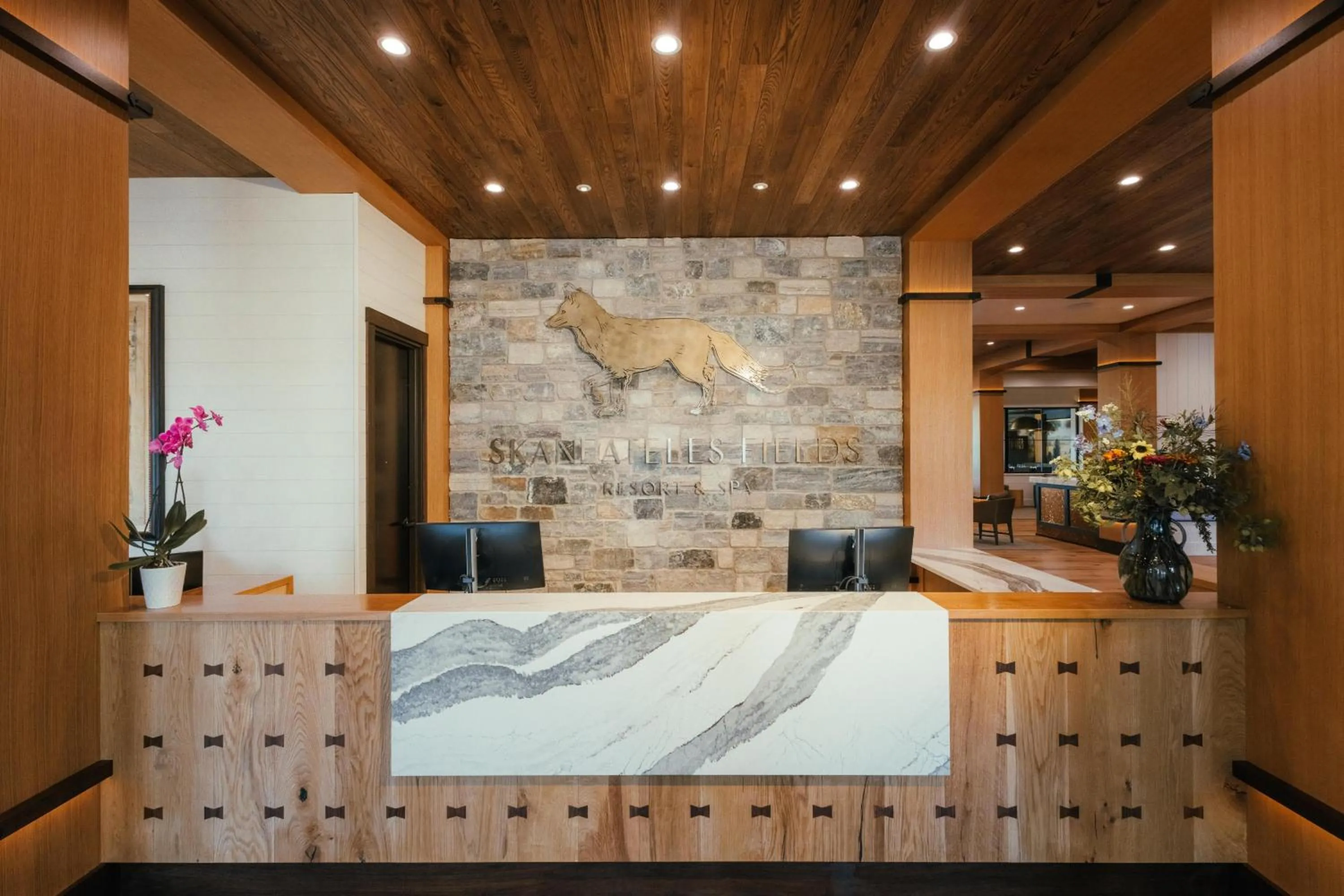 Lobby or reception in Skaneateles Fields Resort & Spa, Curio Collection By Hilton