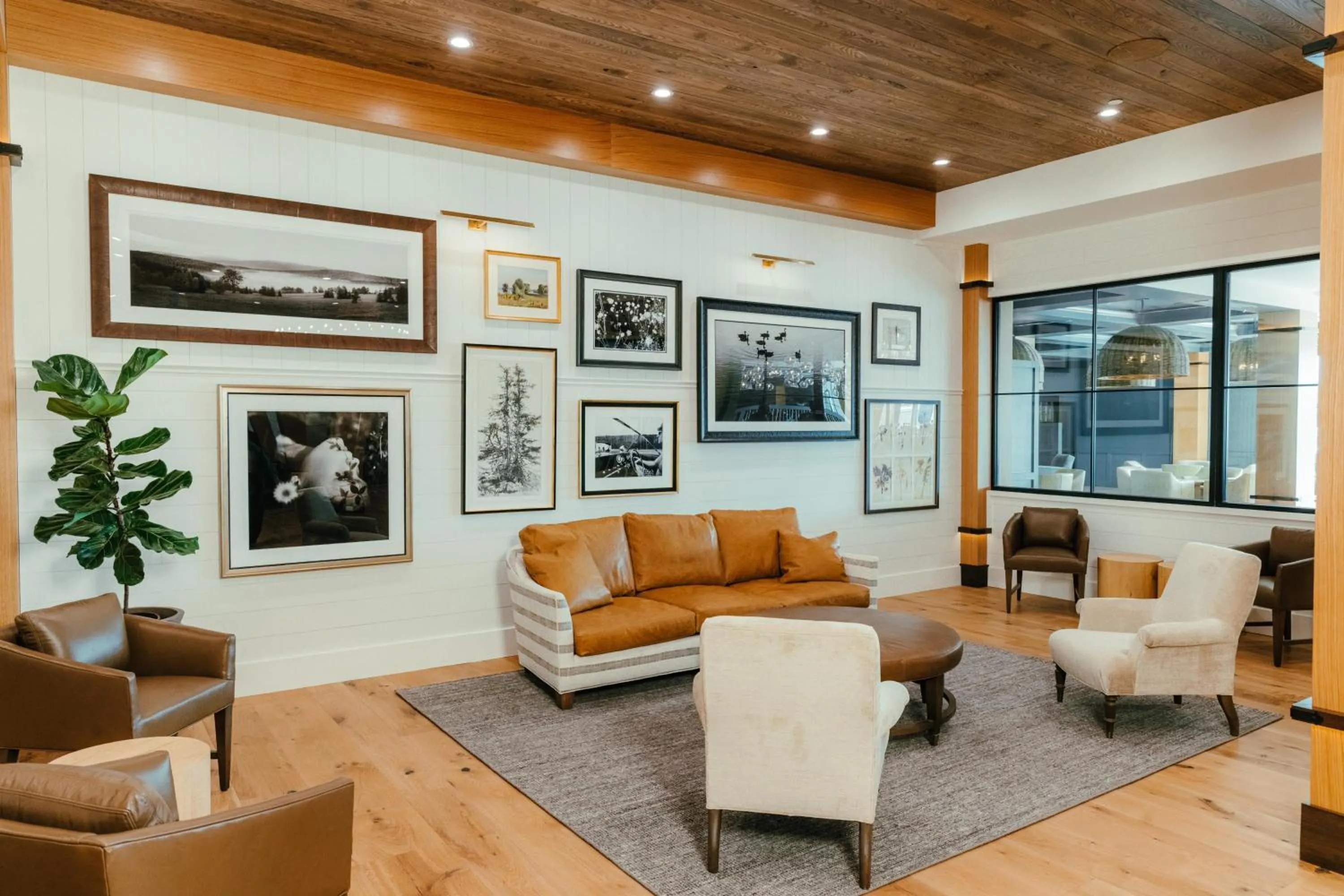 Lobby or reception in Skaneateles Fields Resort & Spa, Curio Collection By Hilton