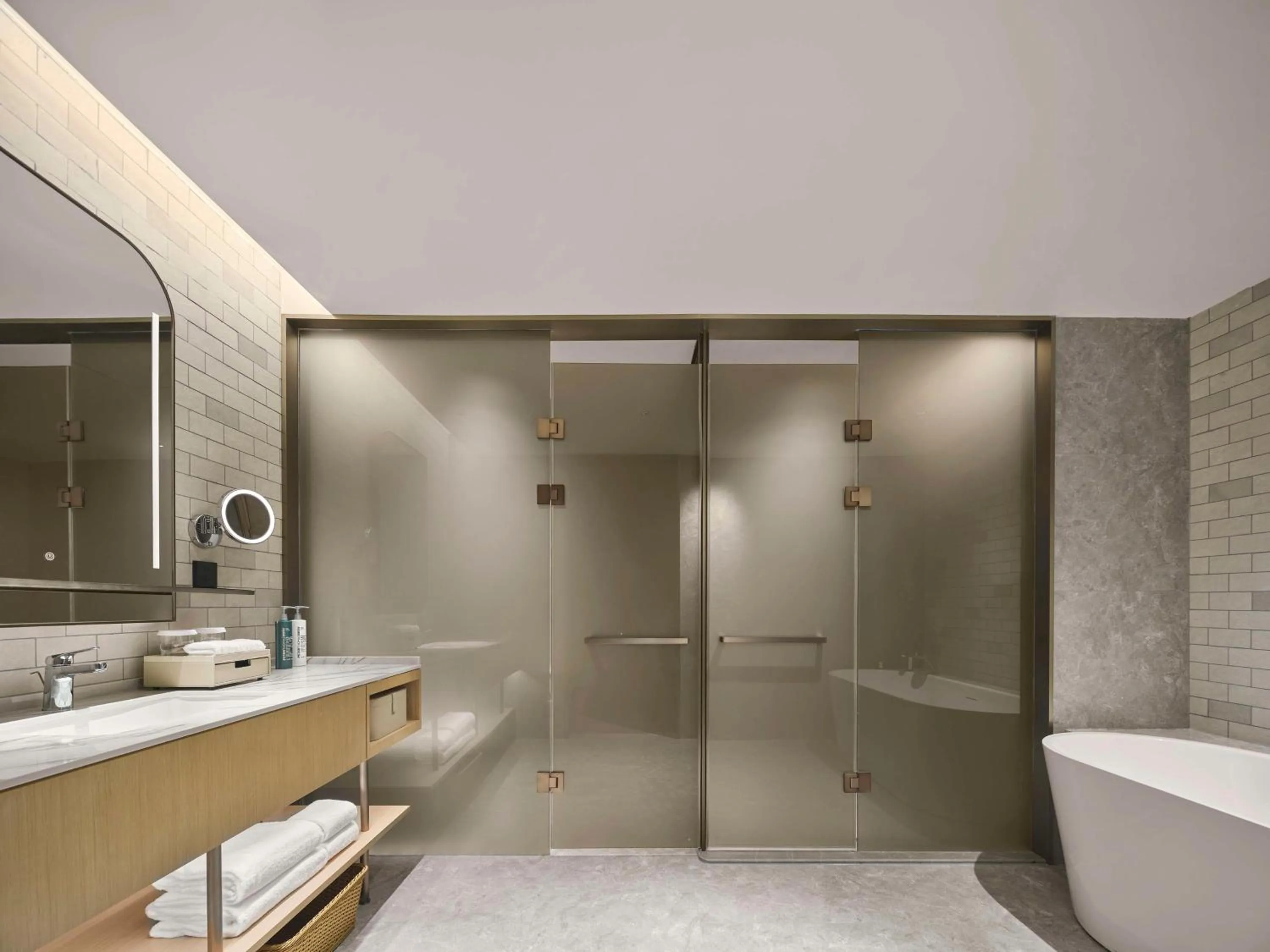 Bathroom in Hilton Garden Inn Sanya Haitang Bay