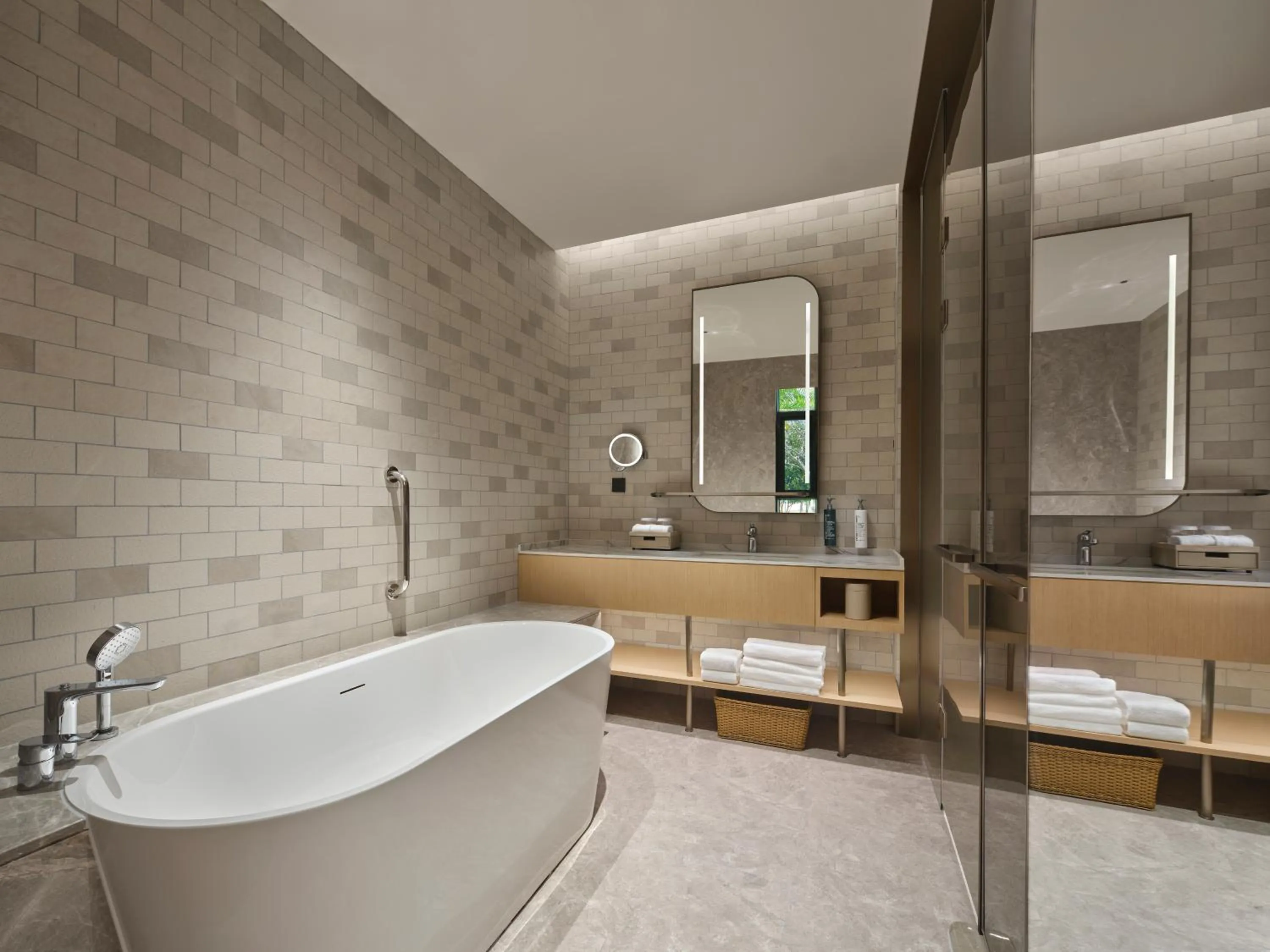 Bathroom in Hilton Garden Inn Sanya Haitang Bay