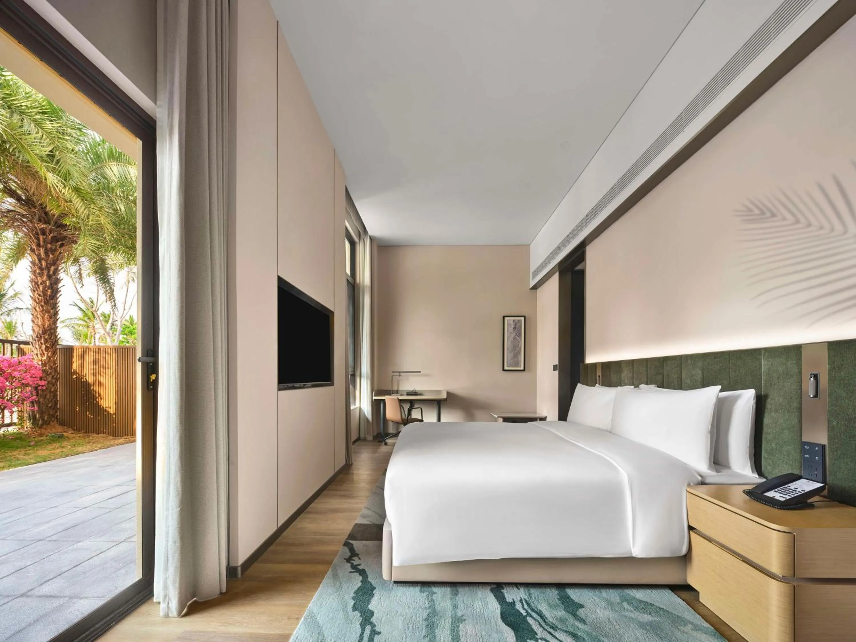 Bed in Hilton Garden Inn Sanya Haitang Bay