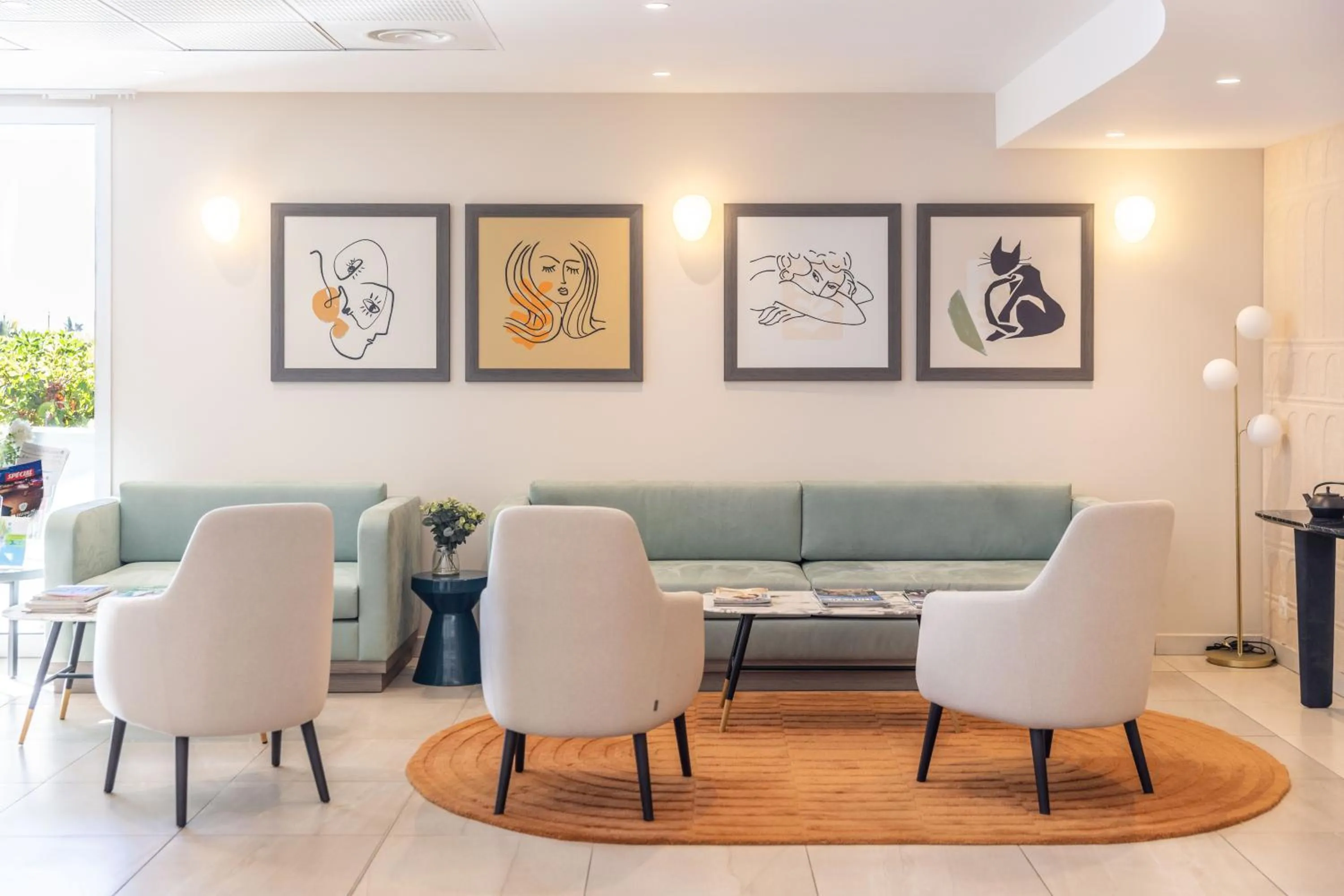 Living room in Zenao Appart'hôtels Villeneuve Loubet