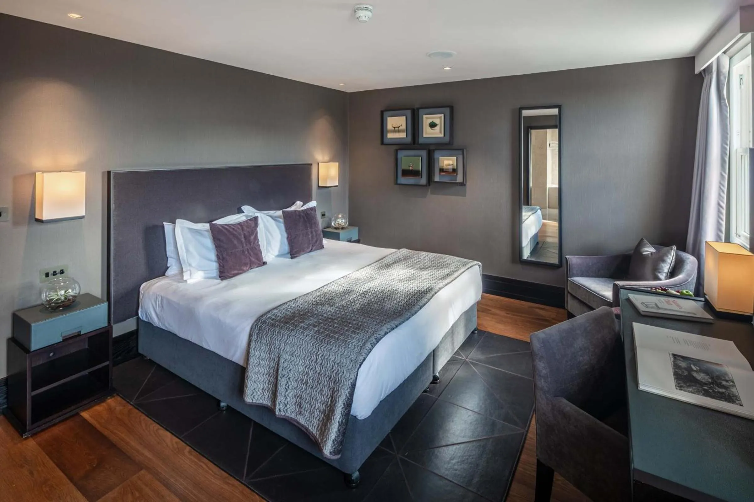 Bed in Twr y Felin Hotel