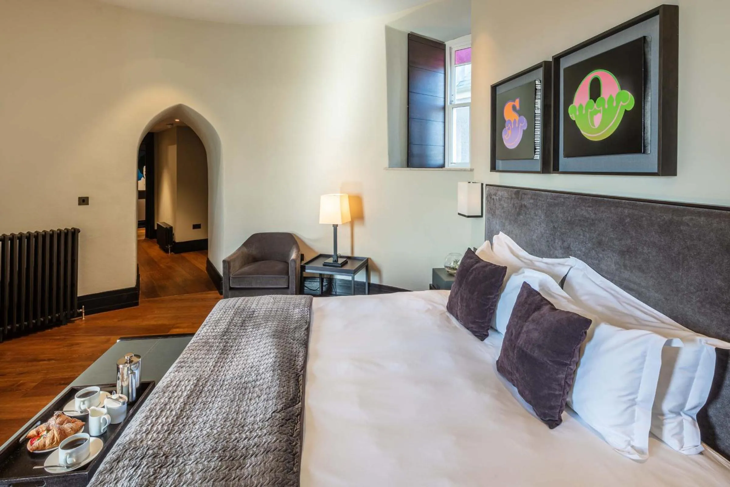 Bed in Twr y Felin Hotel