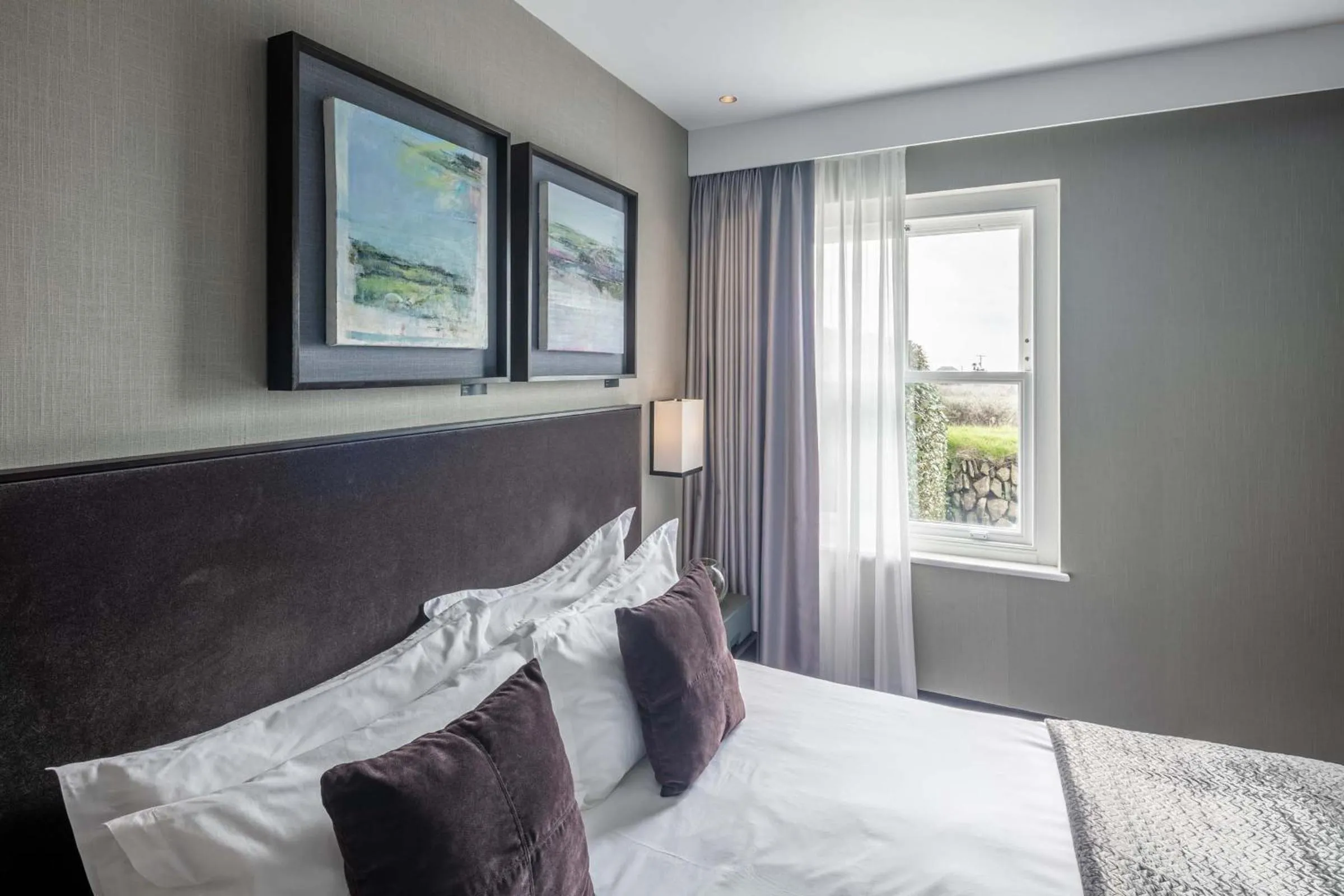 Bed in Twr y Felin Hotel