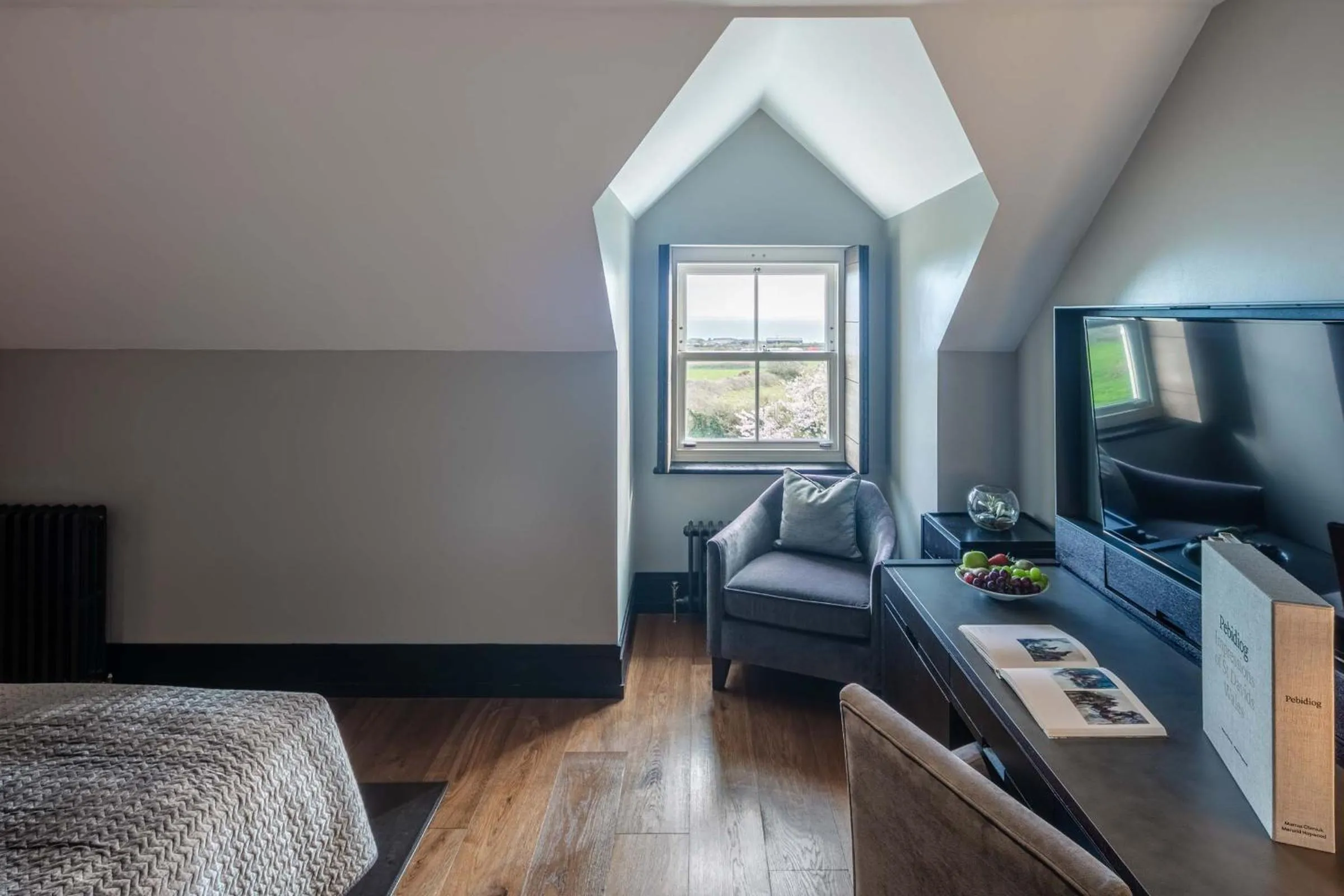 Bed in Twr y Felin Hotel