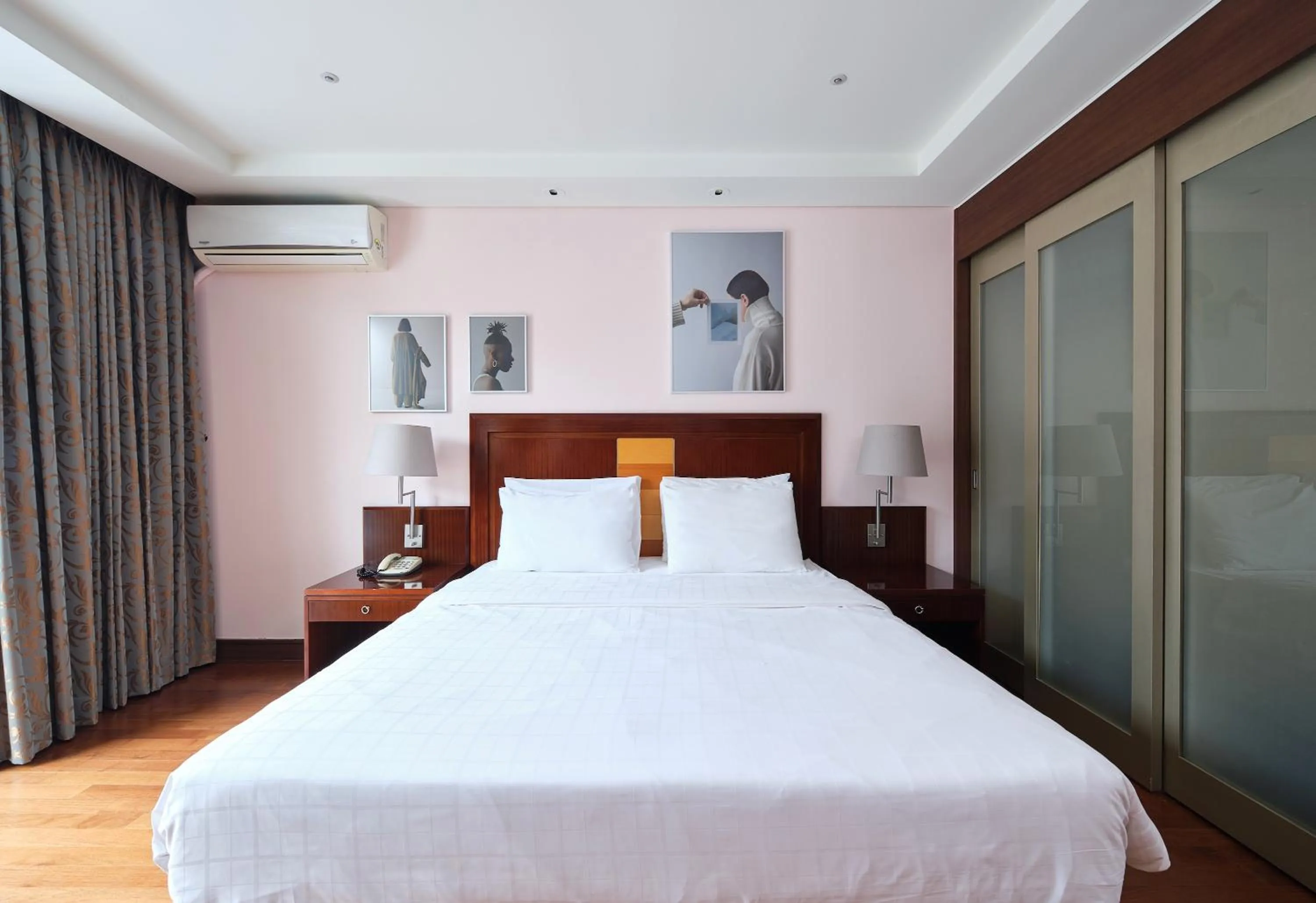 Bed in Pocheon Adonis Hotel