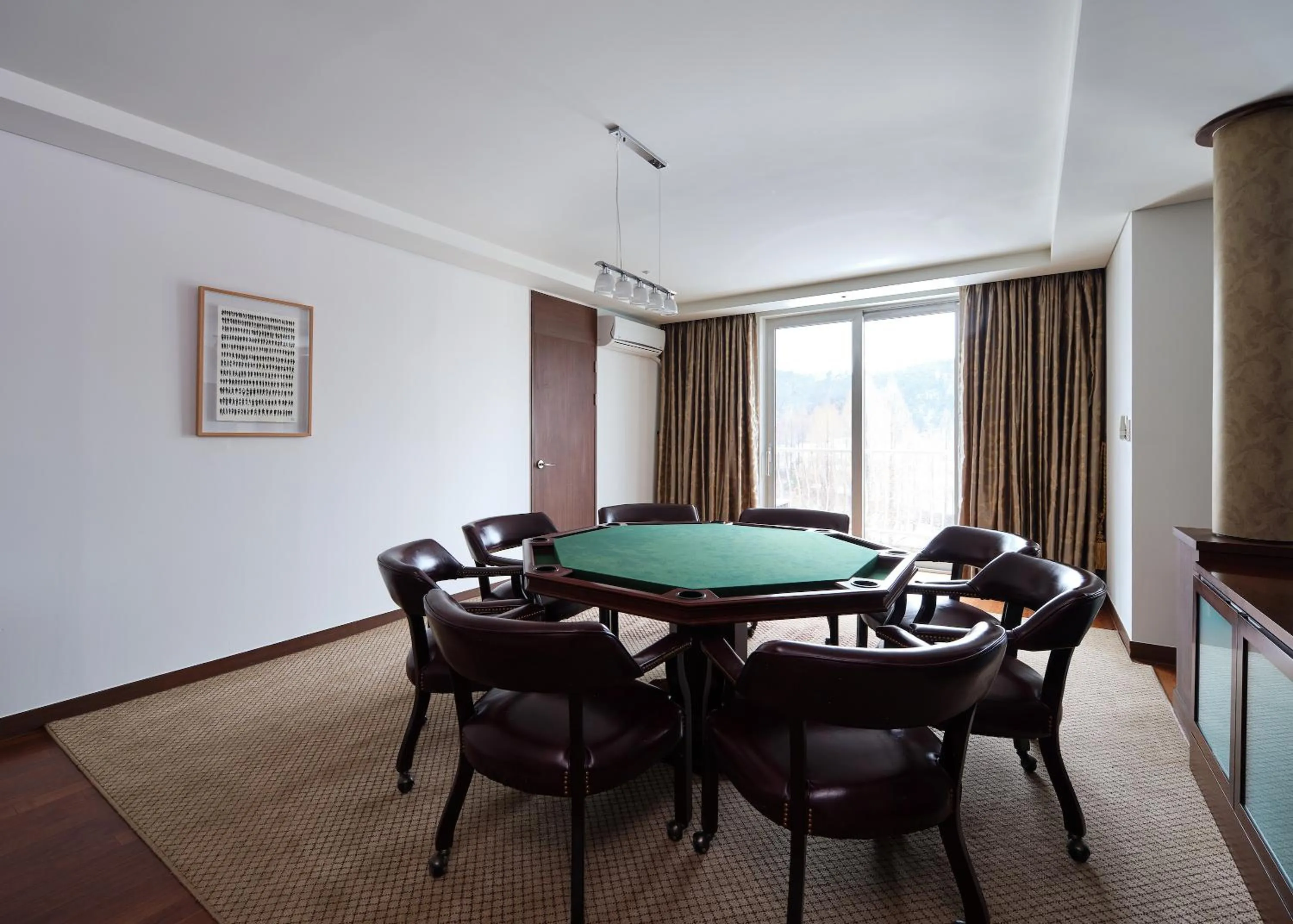 Pocheon Adonis Hotel