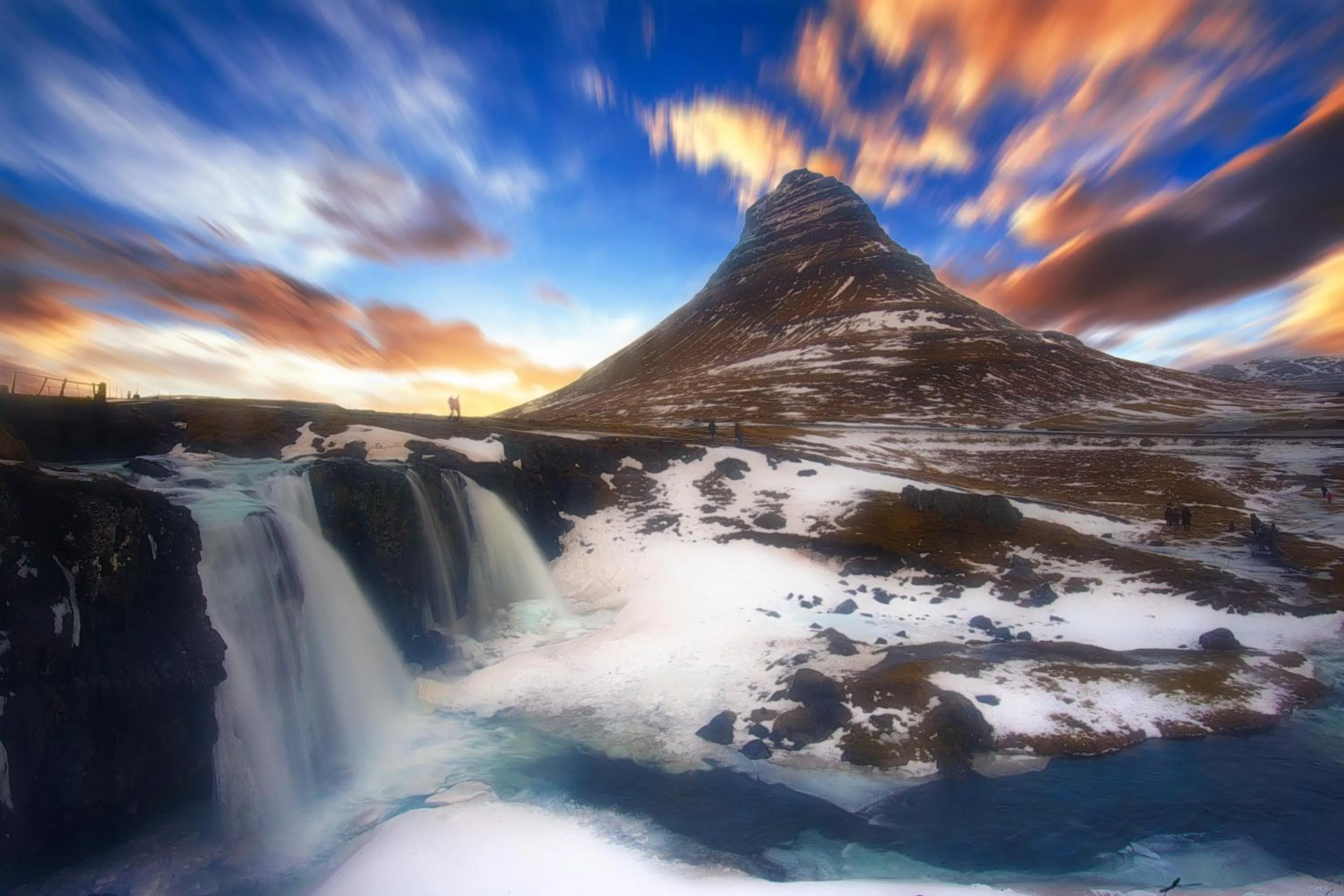 Natural landscape in Við Hafið Guesthouse