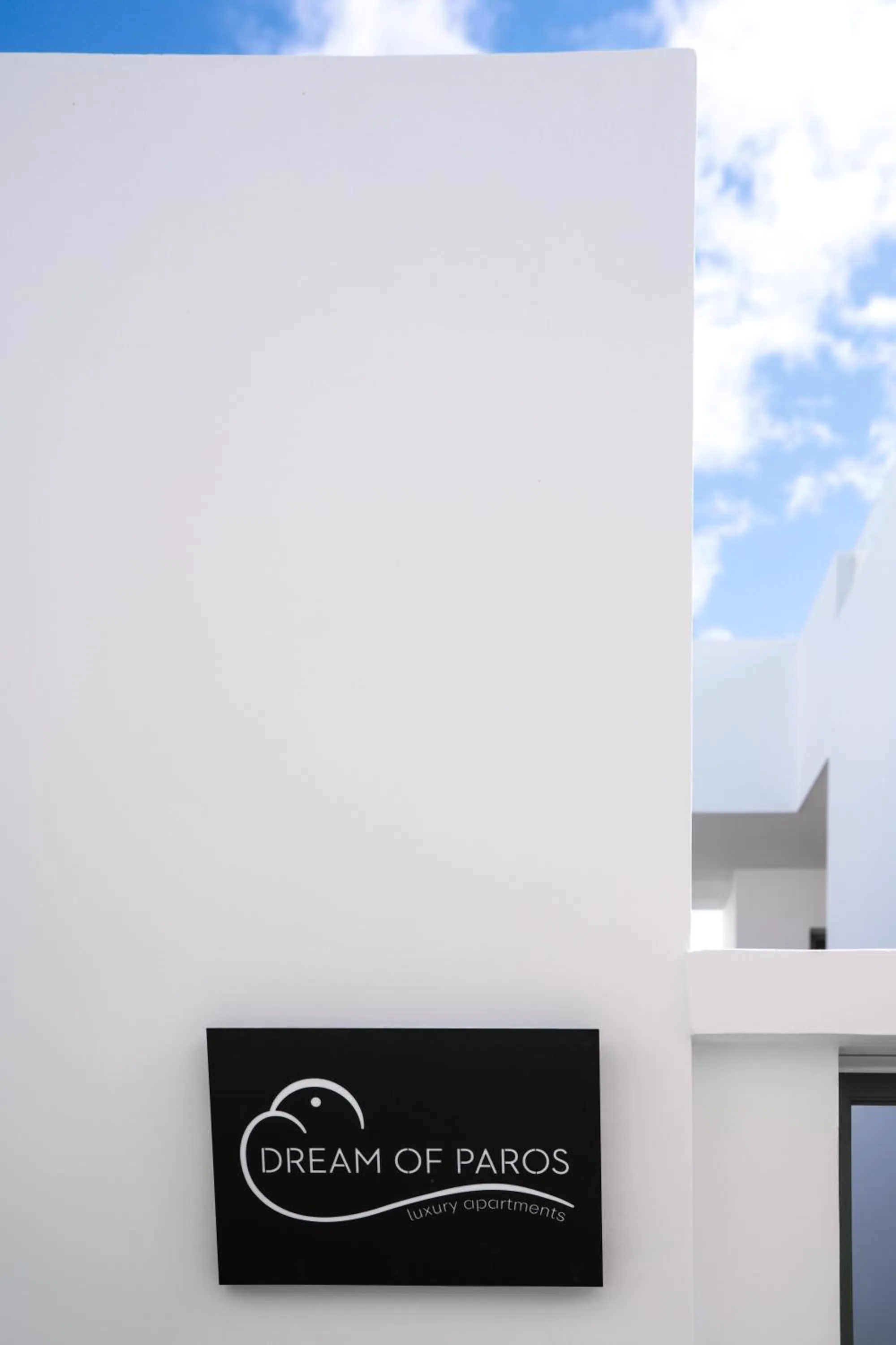 Facade/entrance in Dream of Paros
