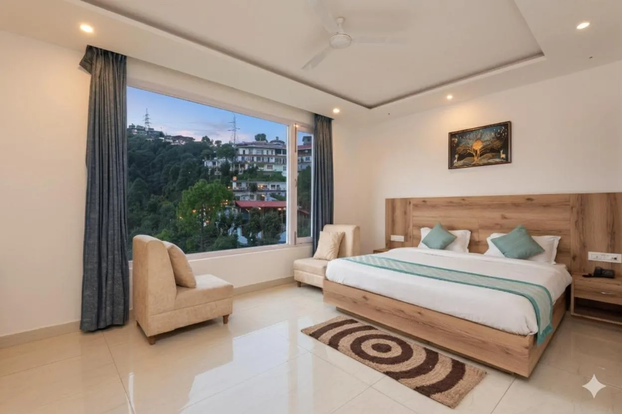 Deluxe Room in Hotel Moonglade By Royal Stays Dalhousie