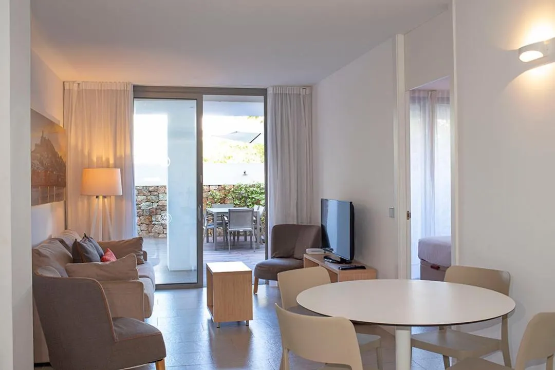 Living room in Apartaments B-Llobet Sun & Confort