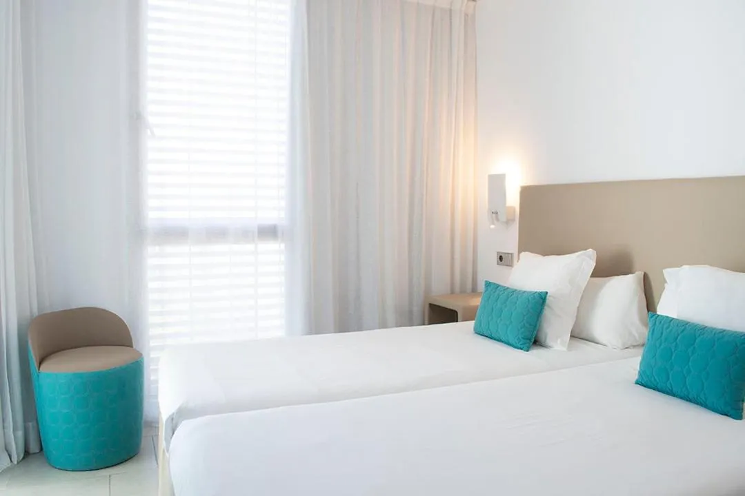 Bed in Apartaments B-Llobet Sun & Confort