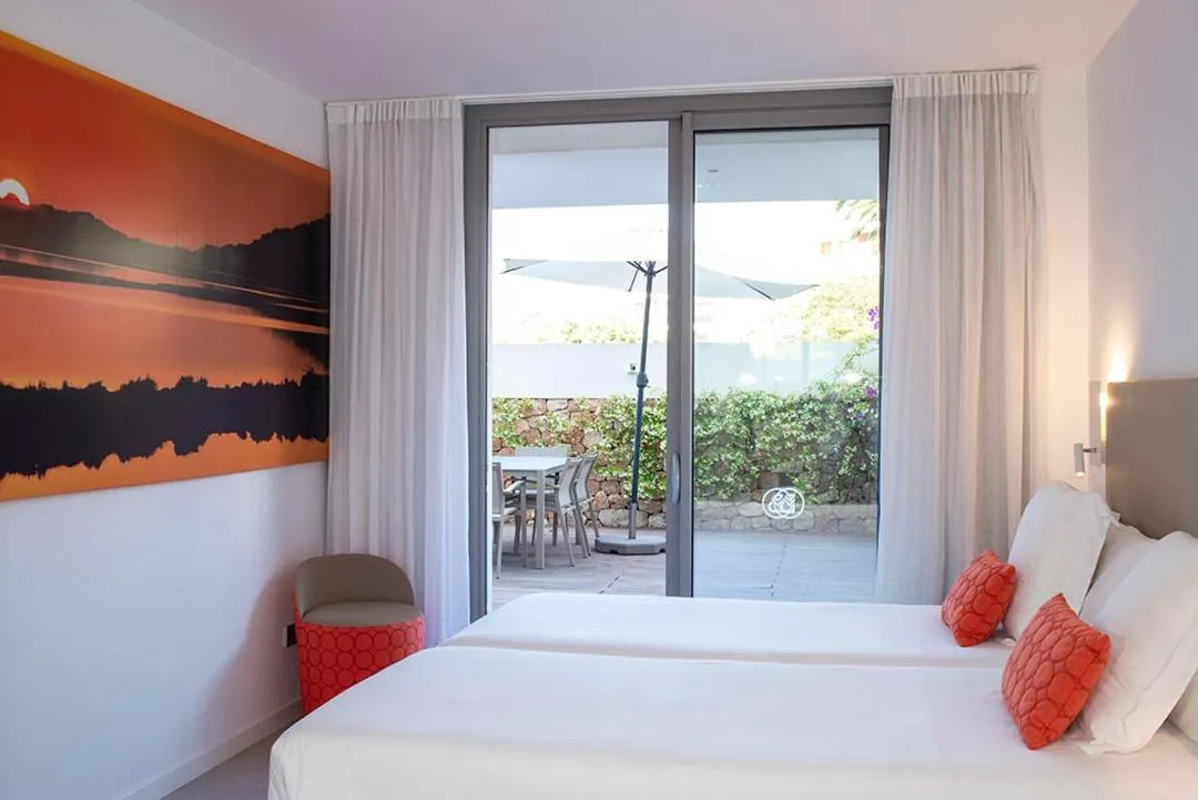 Photo of the whole room, Bed in Apartaments B-Llobet Sun & Confort