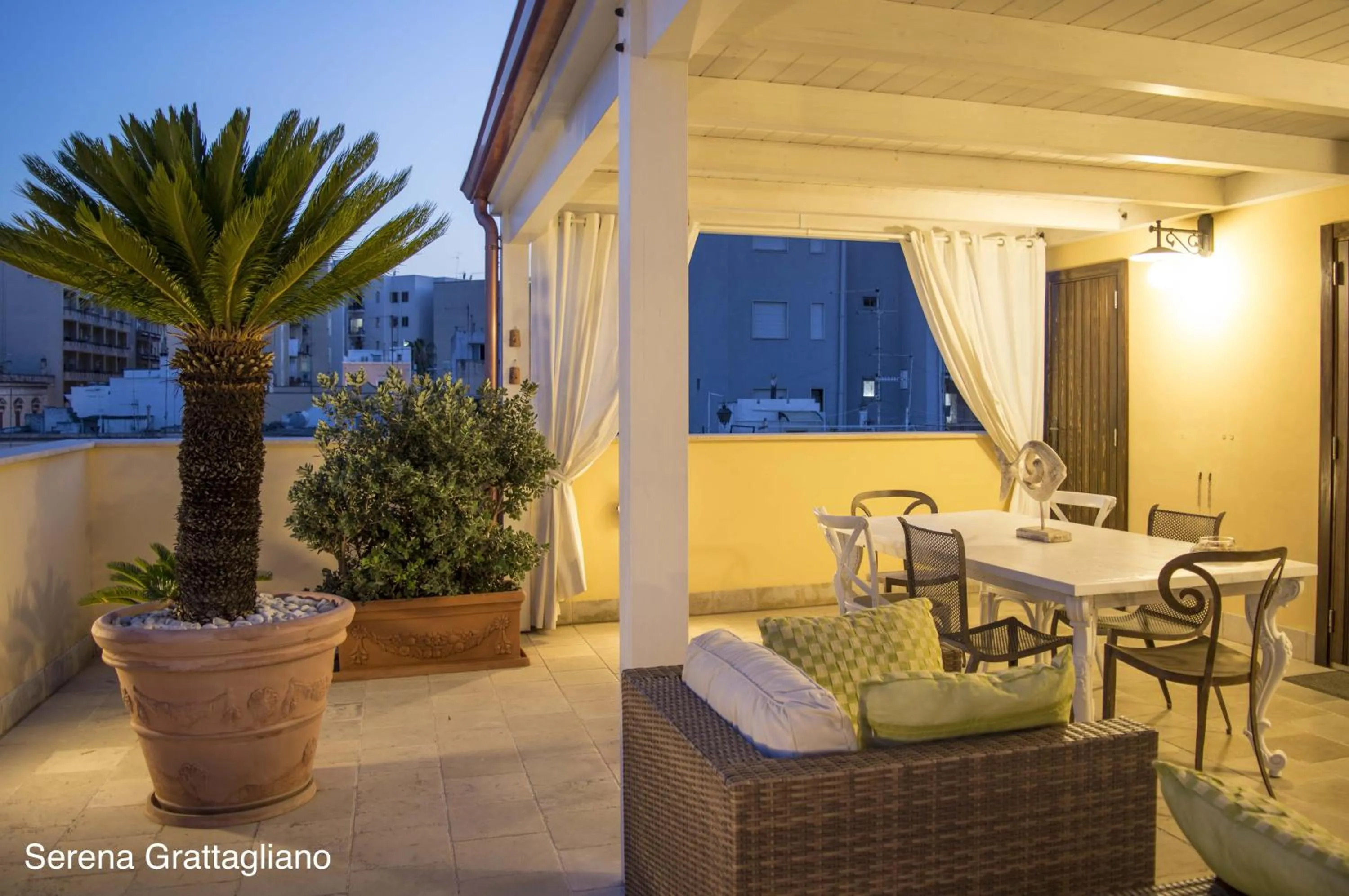 Balcony/Terrace in Palazzina Cavour