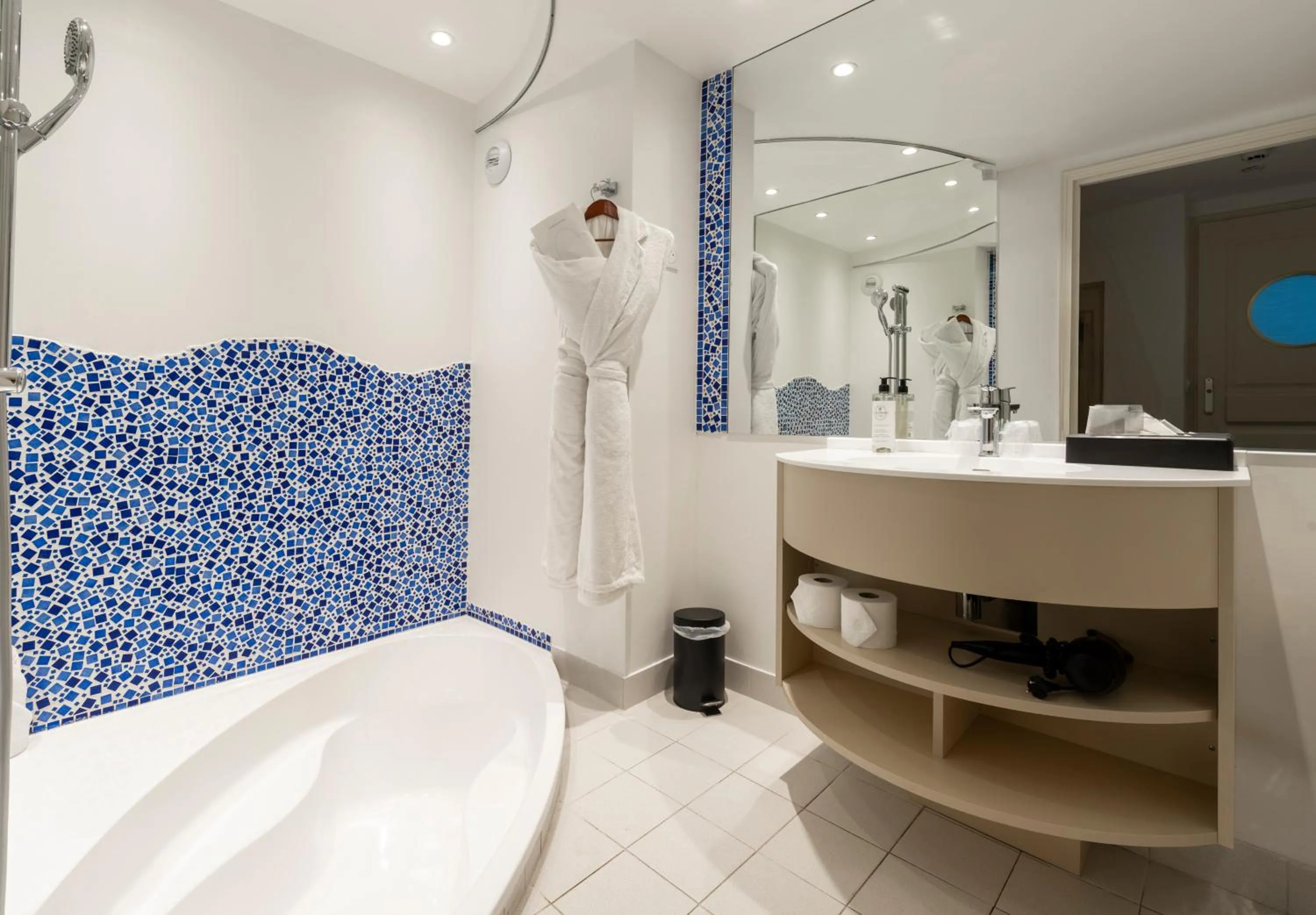 Shower in Résidence Cap Winston