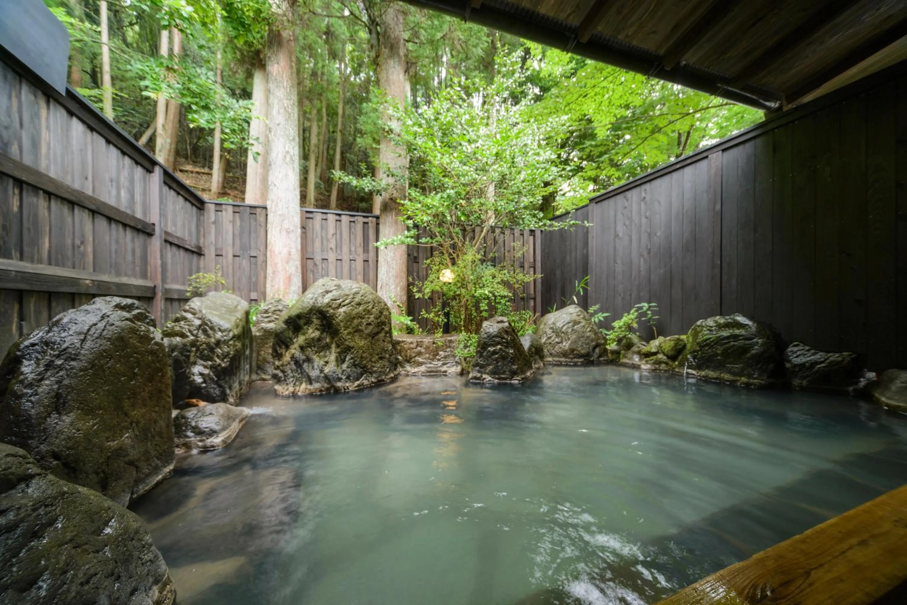 Hot Spring Bath in Yufuin Hotel Mori-no-Terrace