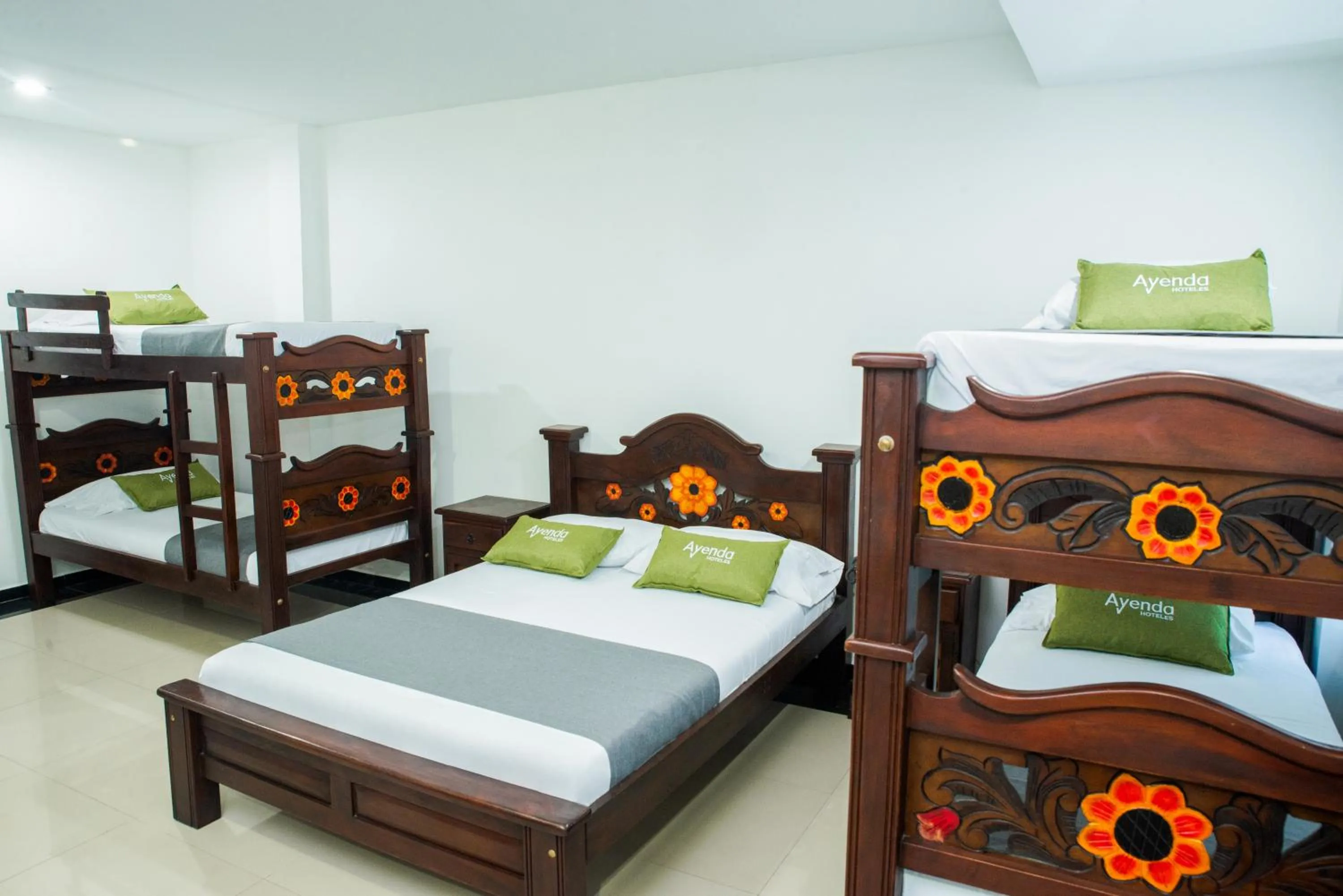 Bed in Ayenda 1315 Candiac